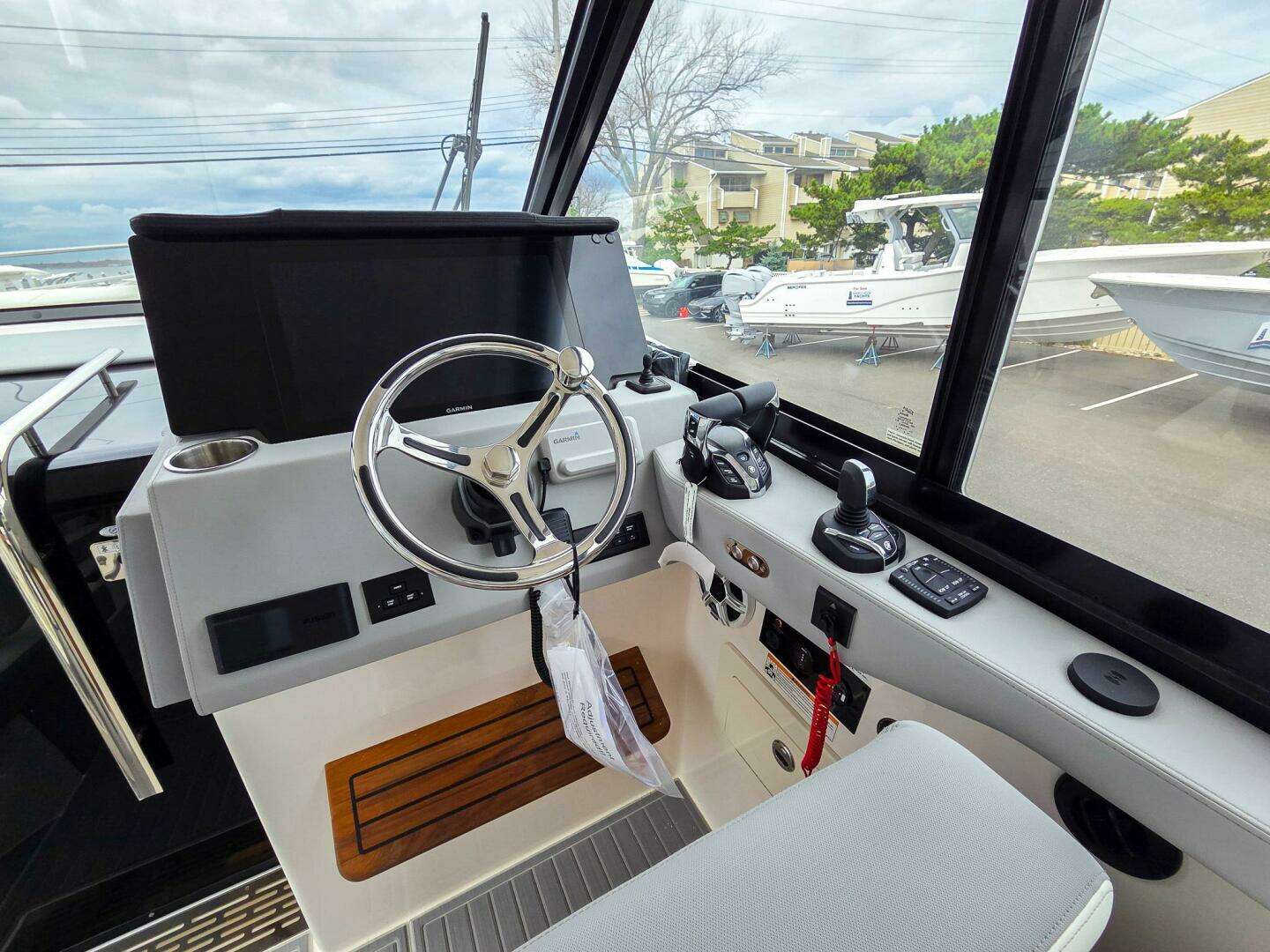2026 Regal 36 XO - Image 15