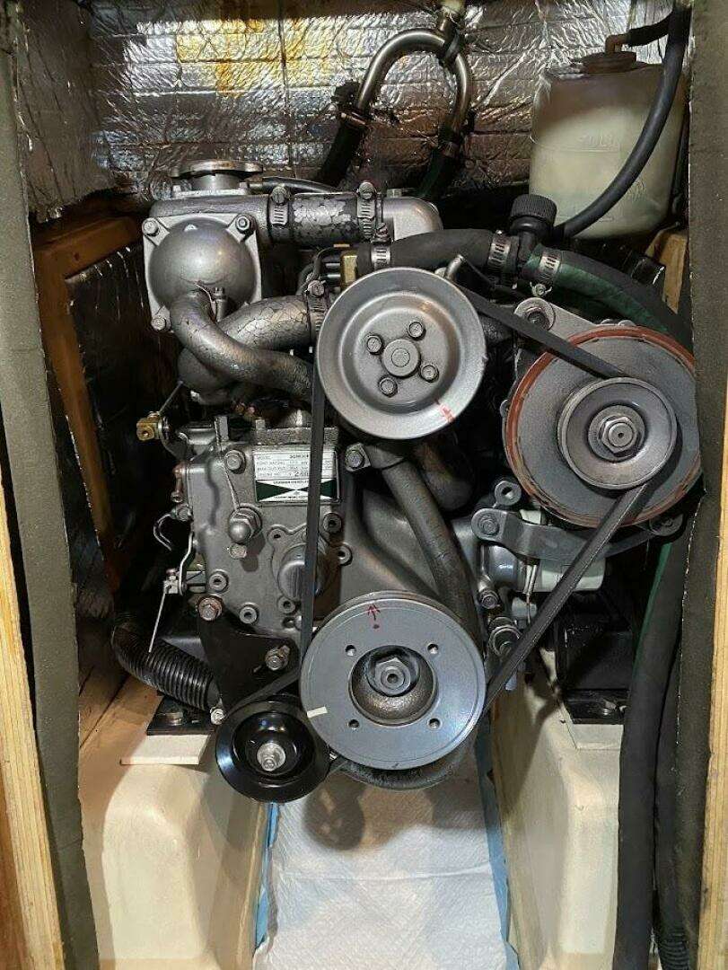 2000 Hunter 340 - Image 27