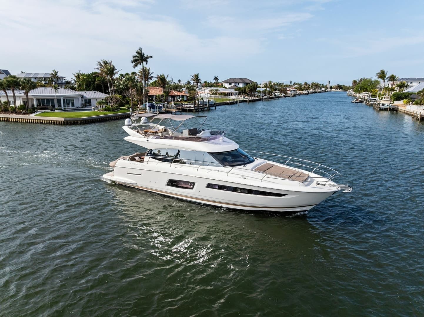 2015 Prestige 550 - Image 79