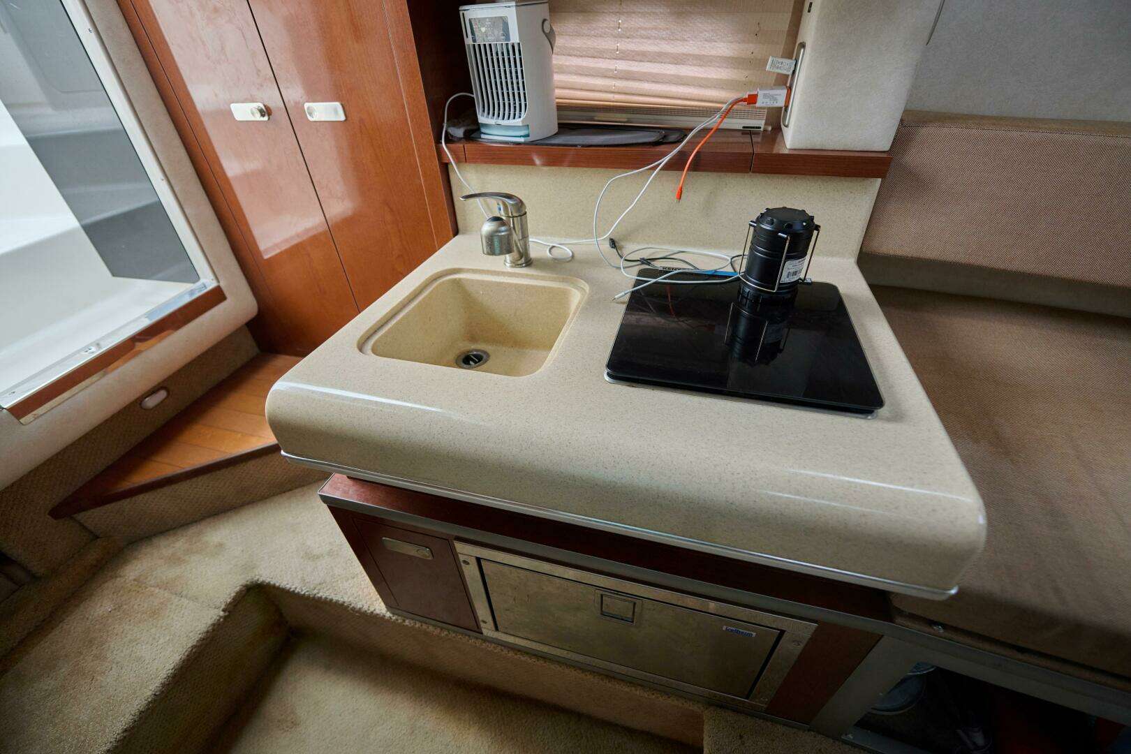 2011 Sea Ray 260 Sundancer - Image 16