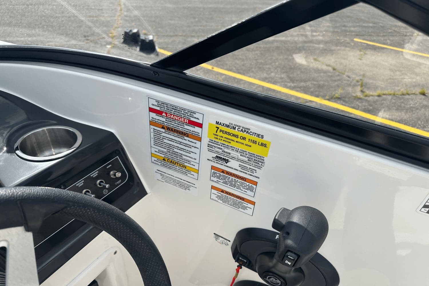 2023 Bayliner VR4 Bowrider OB - 9