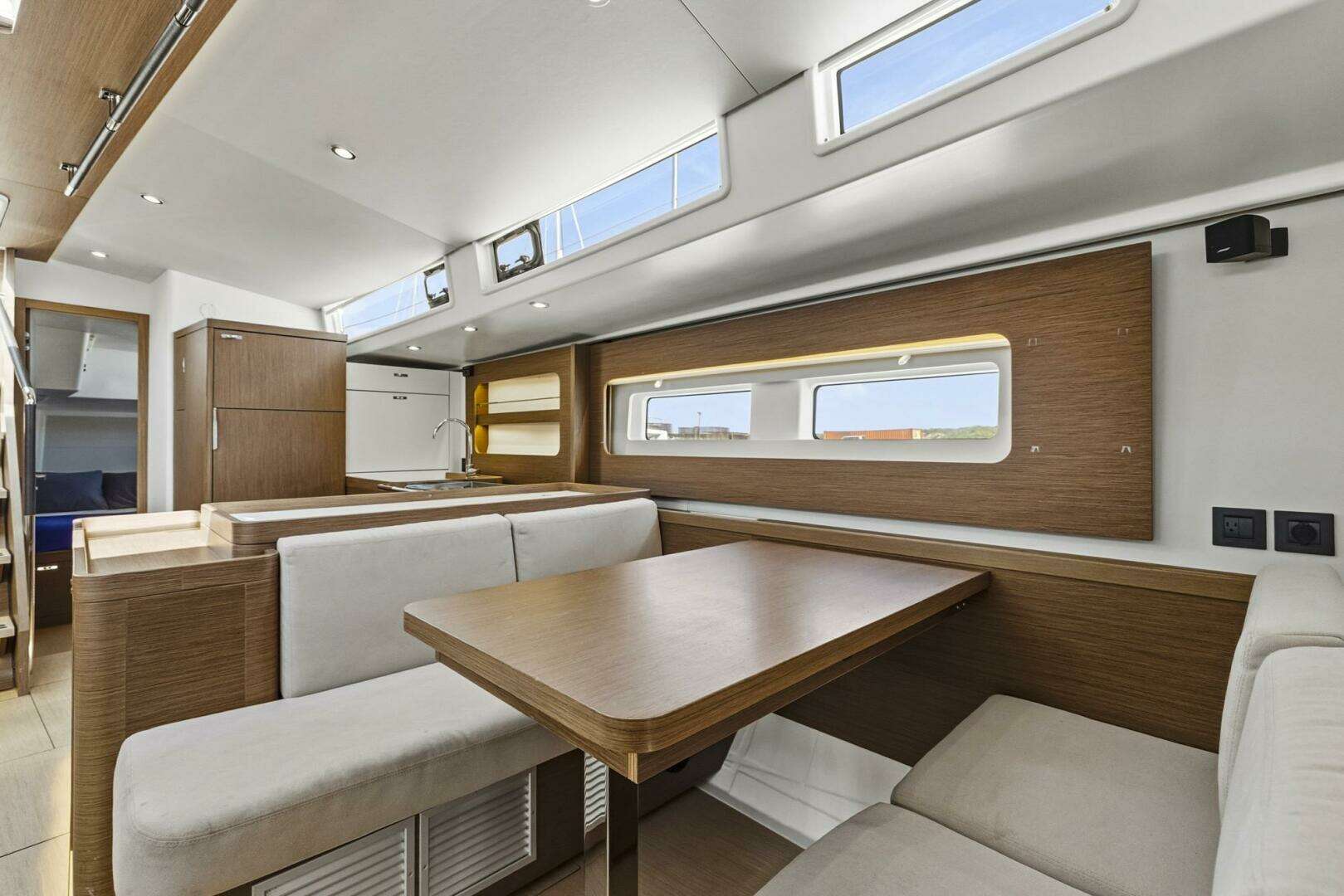 2024 Beneteau Oceanis Yacht 54 - Image 33