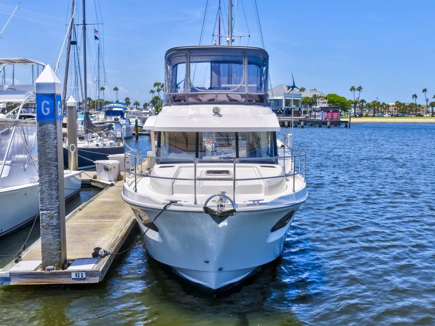2022 Beneteau Swift Trawler 41 Fly - Image 17