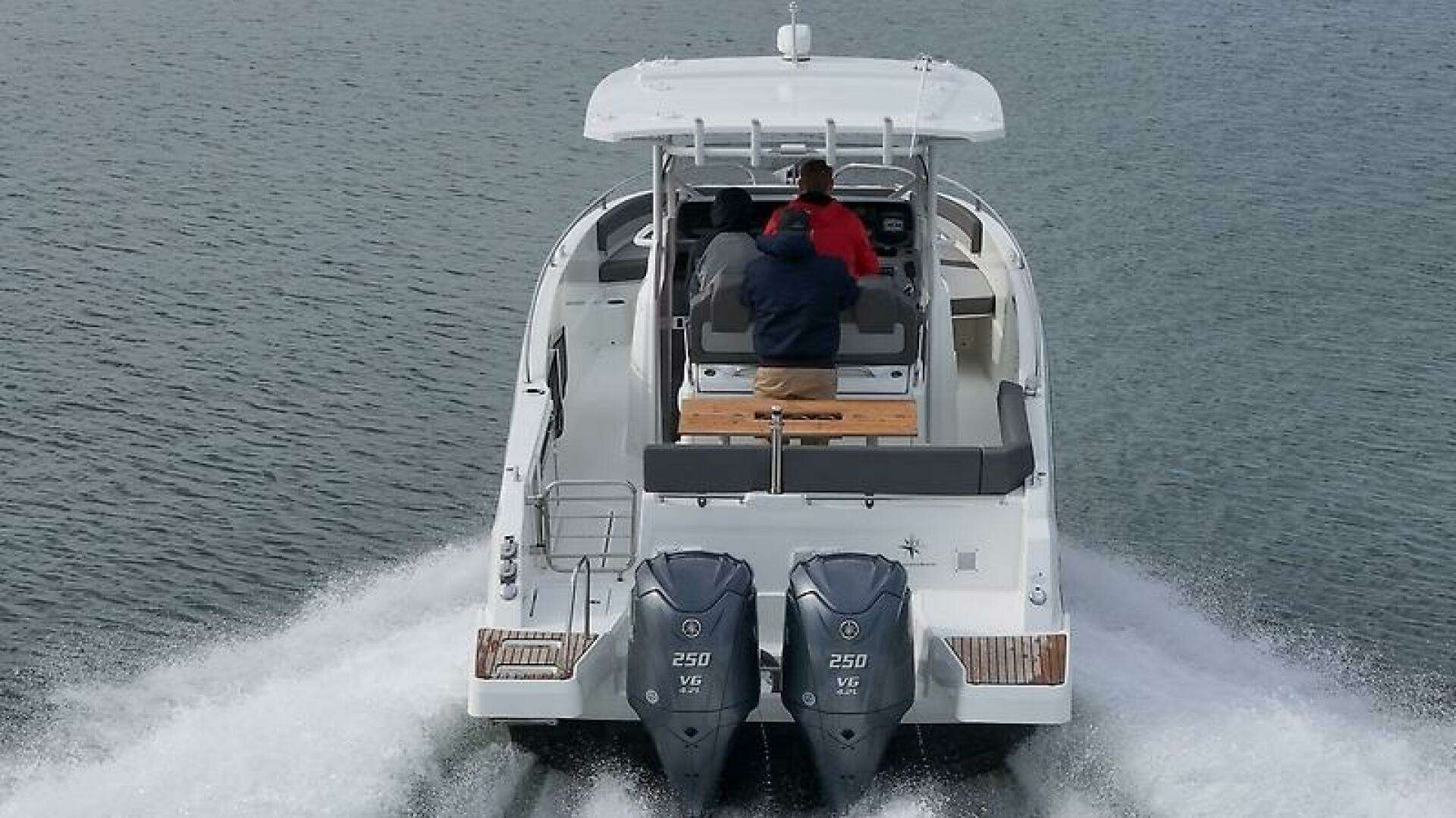2023 Jeanneau 9.0 CC - Image 2