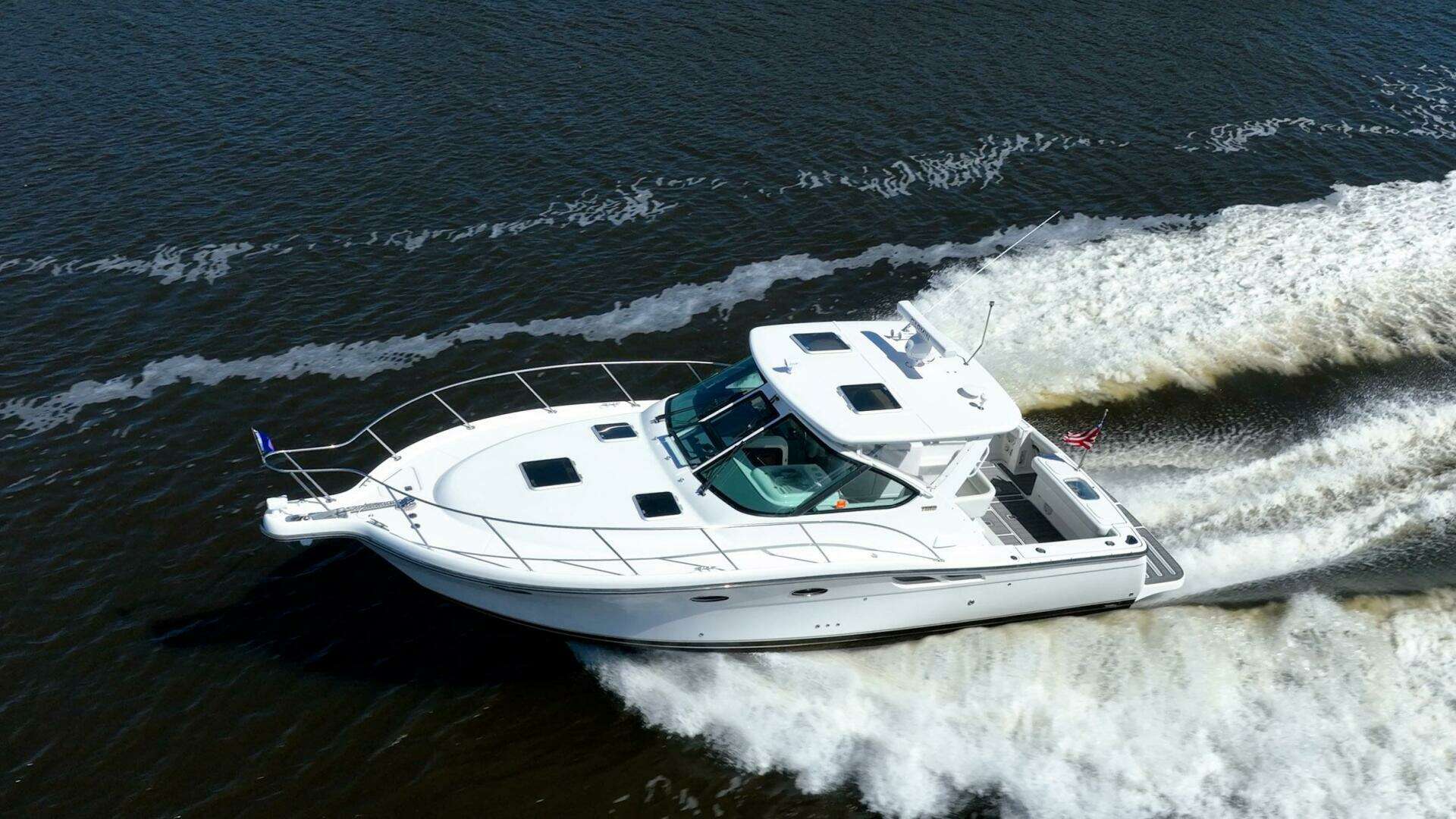 2005 Tiara Yachts 3200 Open - Image 27