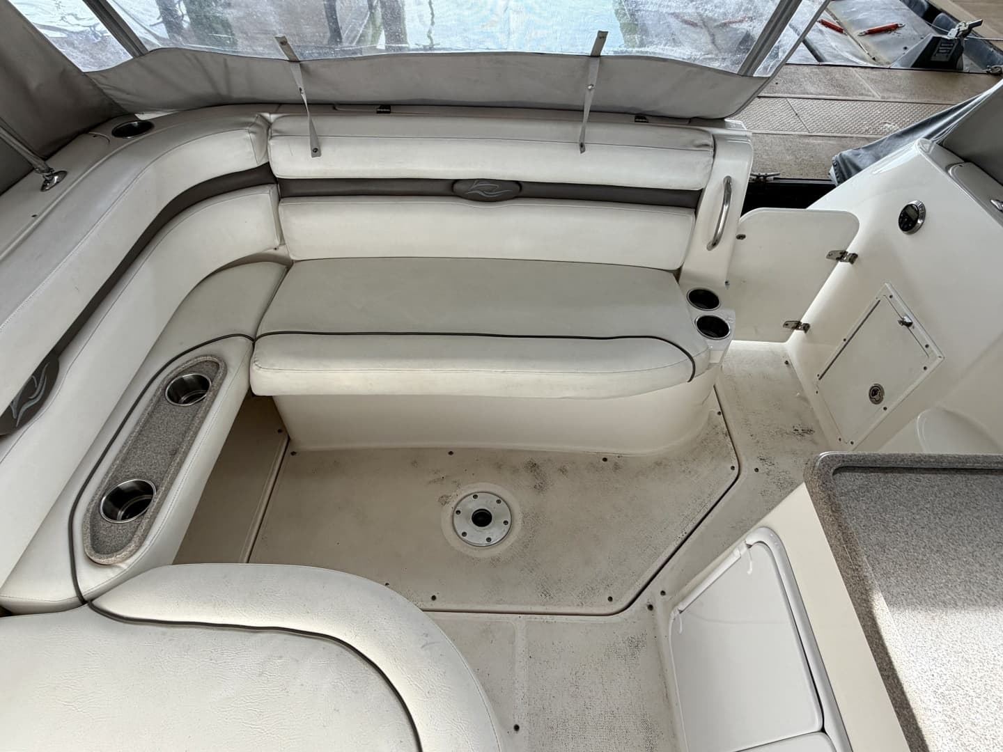 2008 Rinker 280 Express Cruiser - Image 67
