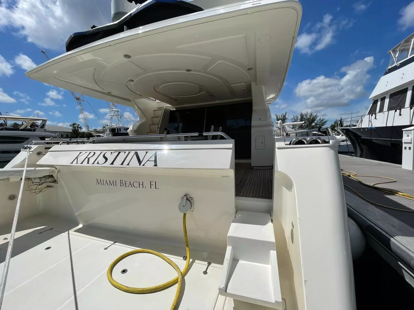 2001 Ferretti Yachts 680 - Image 5