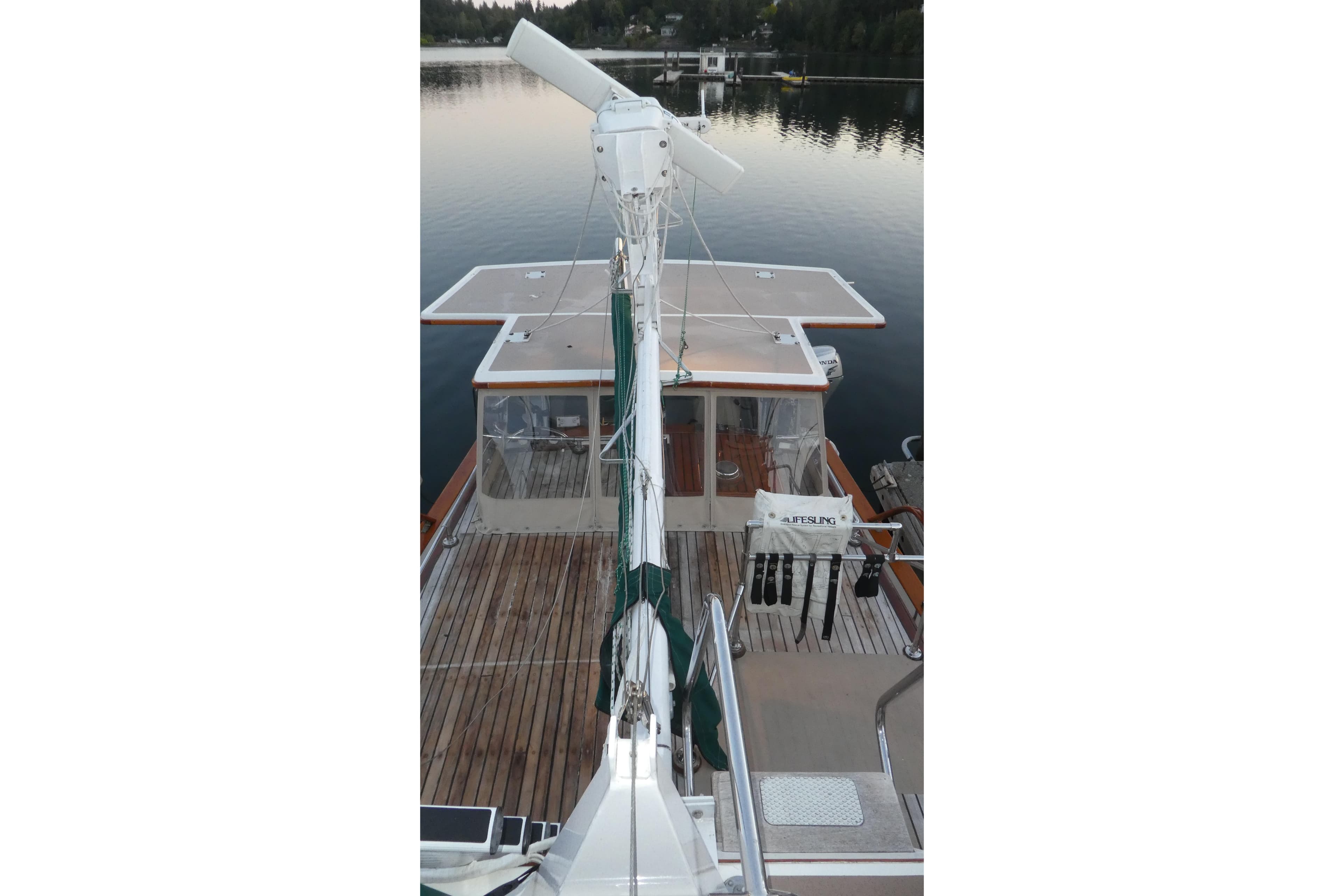 1979 Hiptimco 40' Trawler on calm water, showcasing deck and equipment.