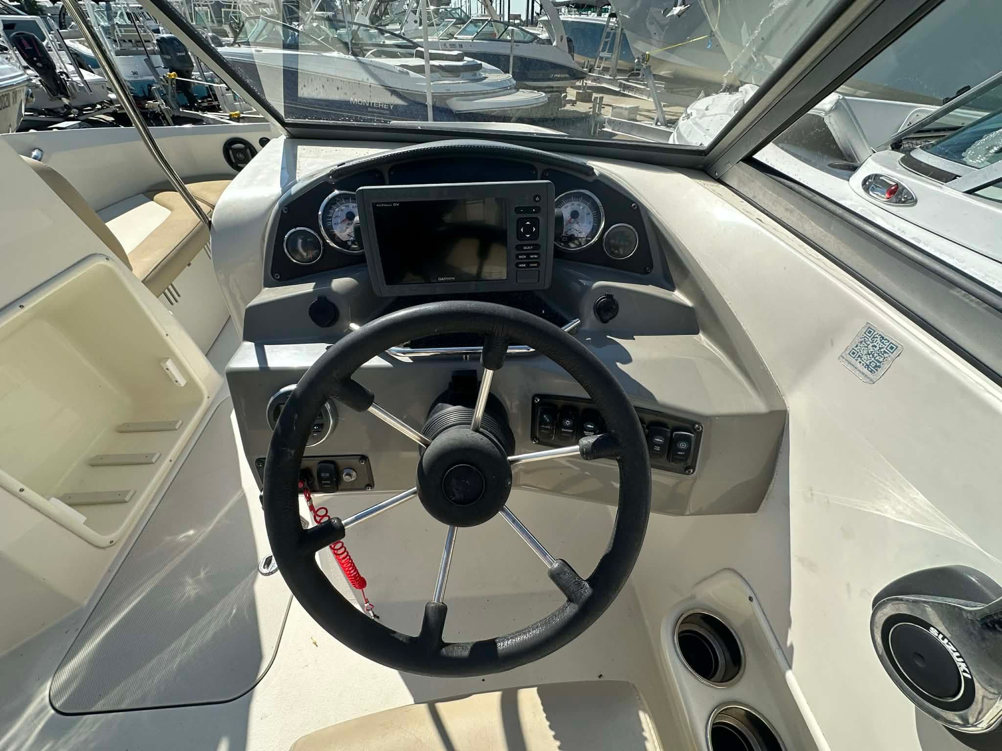 2016 STINGRAY 201 DC - Image 8