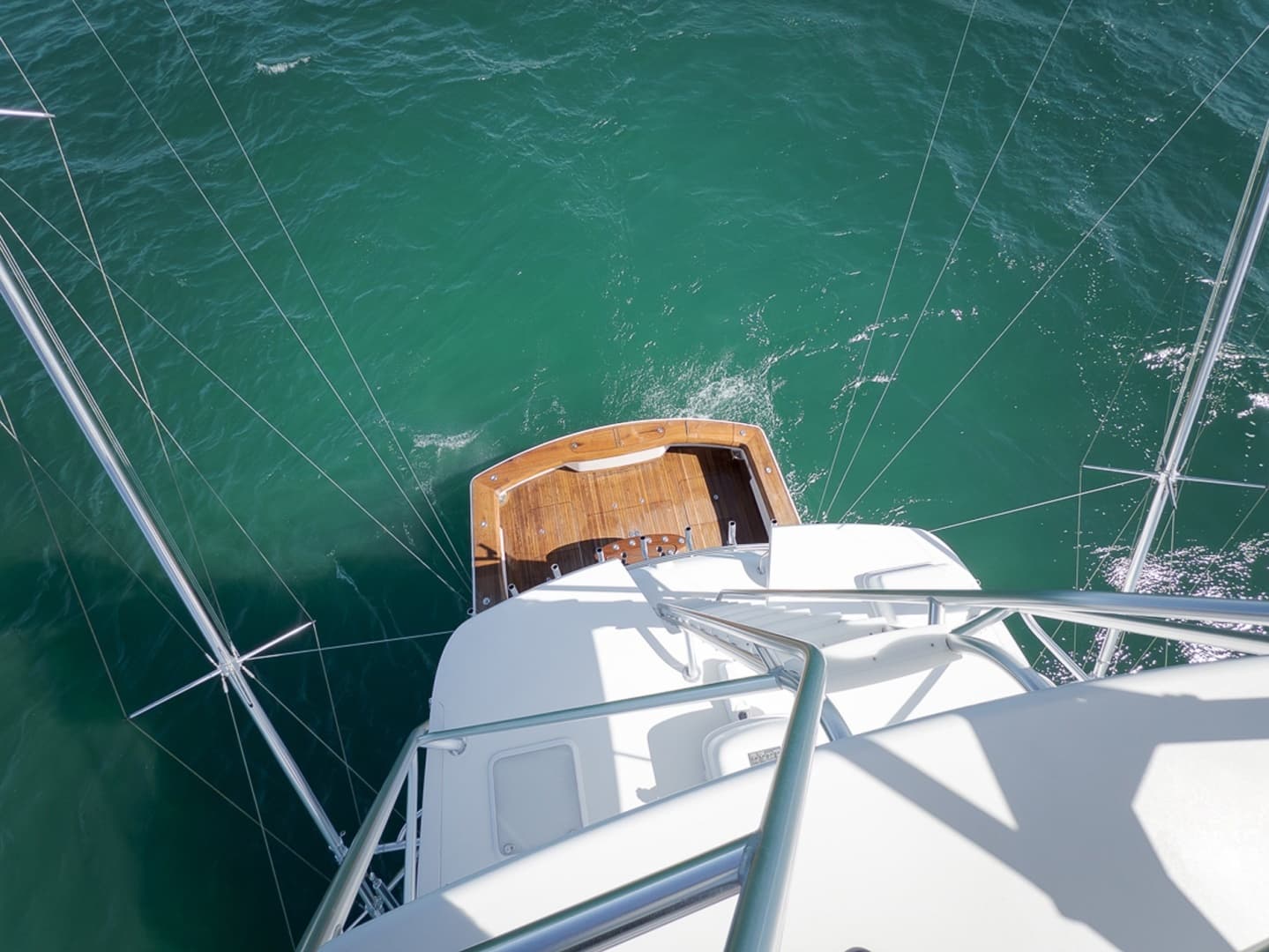 2015 Viking Enclosed Bridge - Image 17