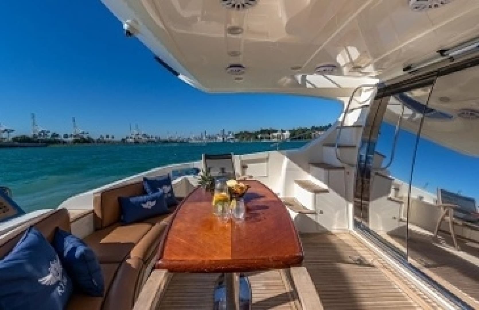 2007 Azimut 62 Fly - Image 3