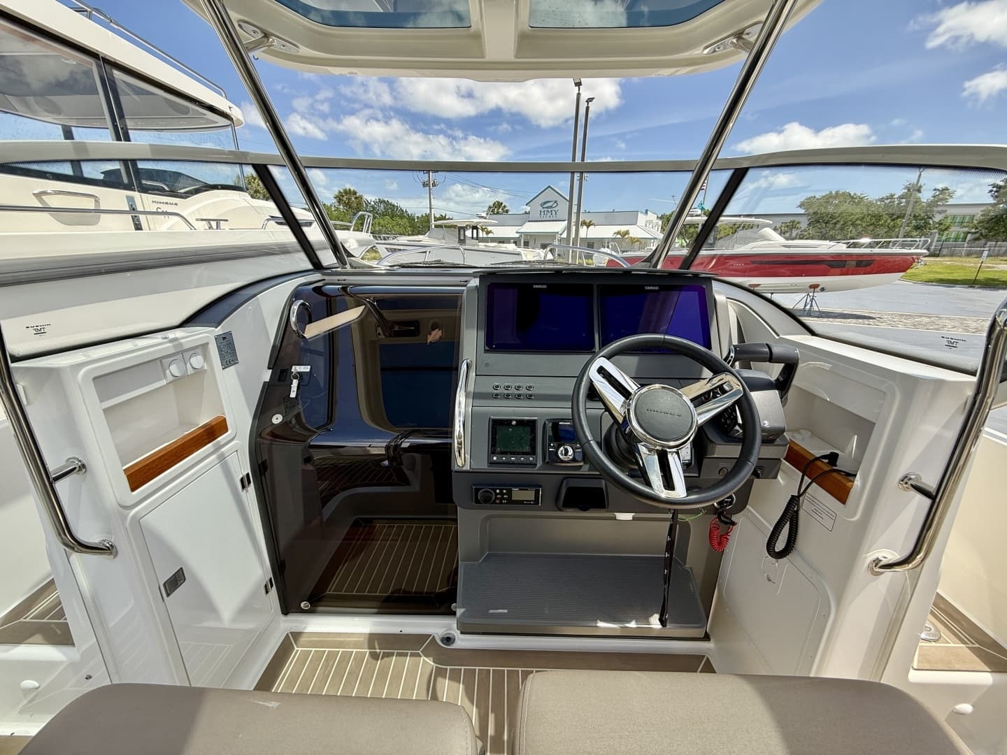 2023 Nimbus T9 - Image 6