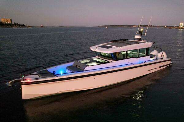 2022 Axopar 37 XC Cross Cabin - Image 1