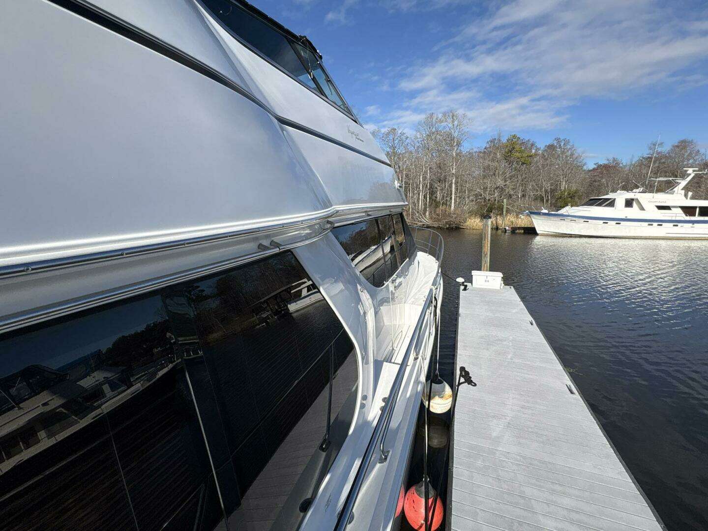 1999 Carver 530 Voyager Pilothouse - Image 15