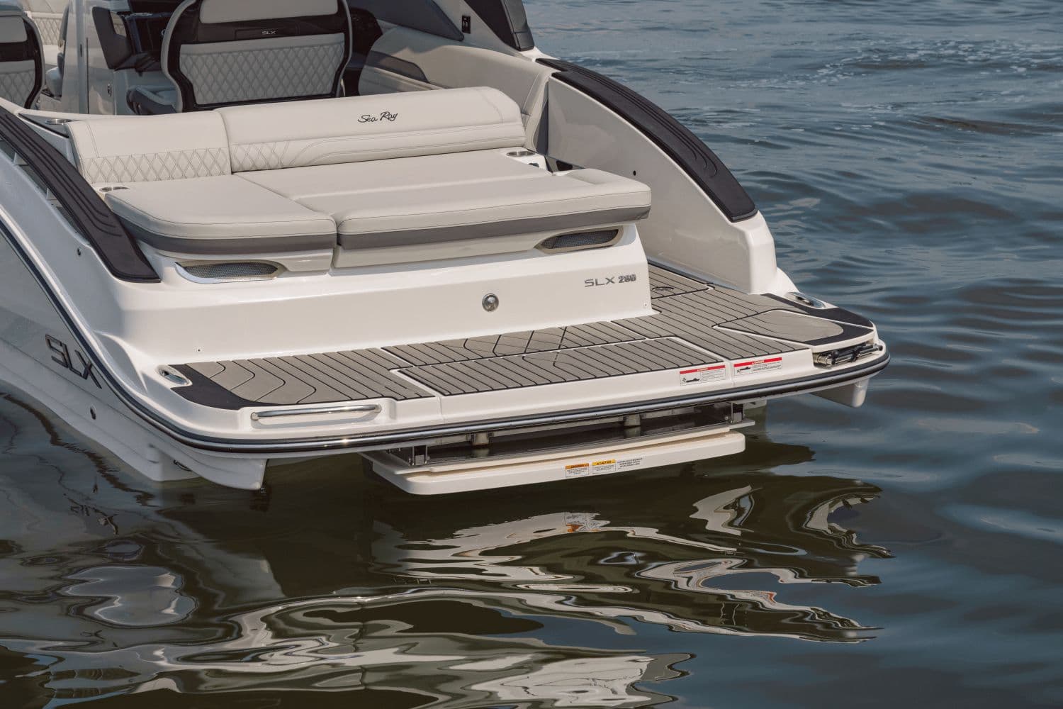 2026 Sea Ray SLX 280 - 16