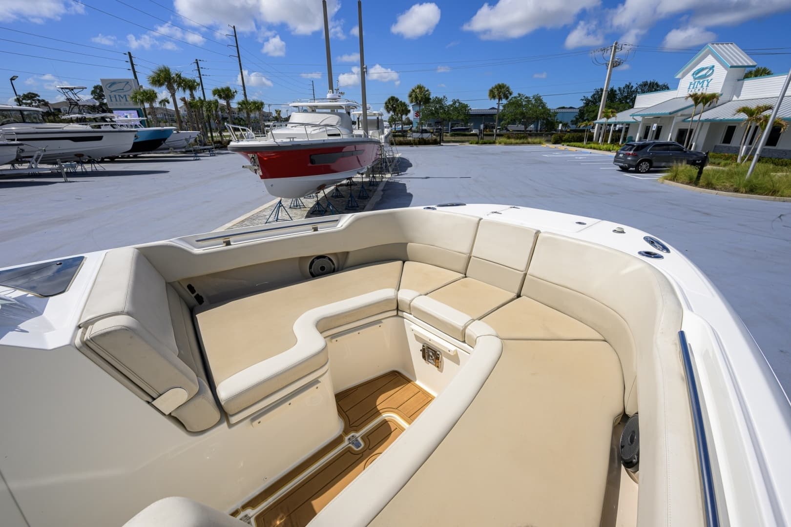 2023 Boston Whaler Vantage - Image 50