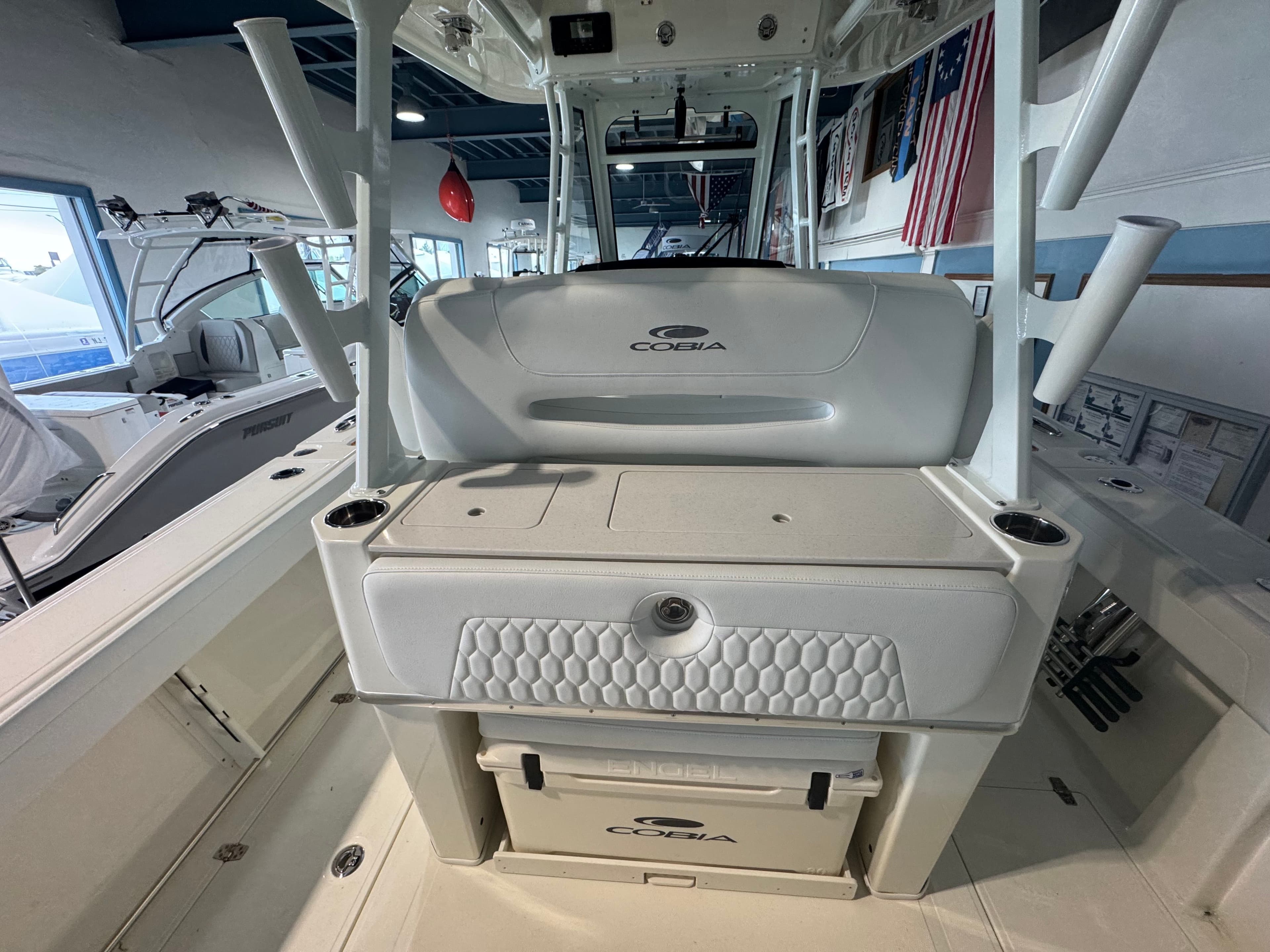 2026 COBIA 305 CC - Image 27