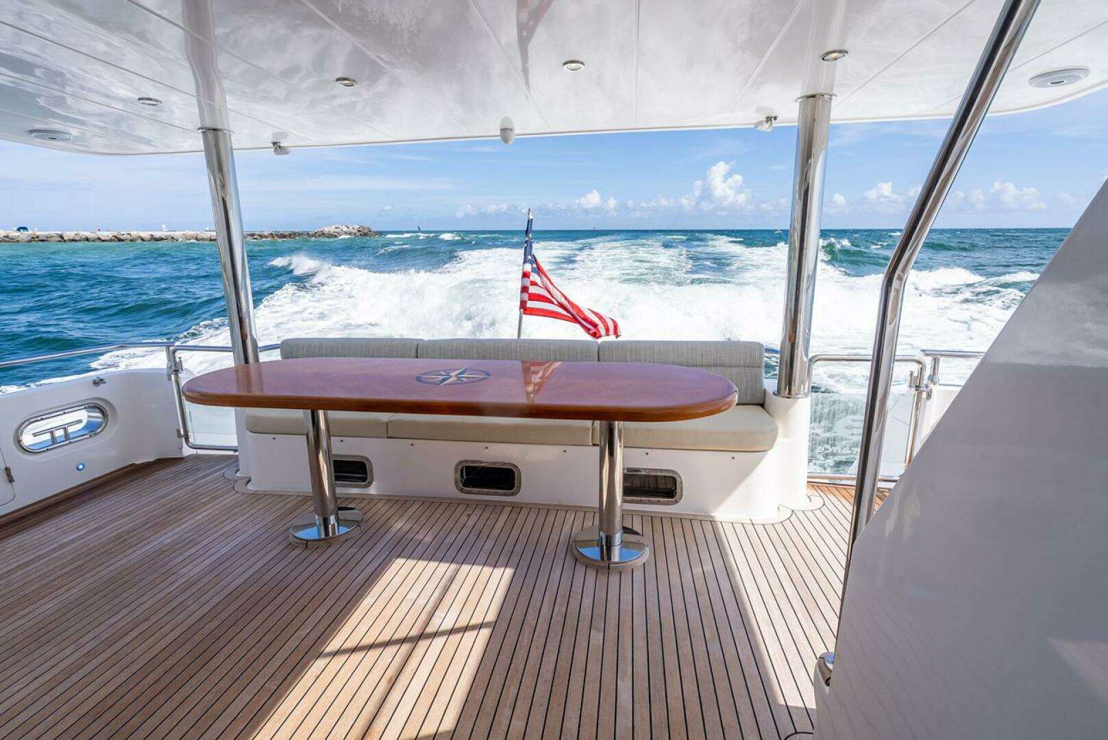 2022 Hampton 658l Endurance - Image 38