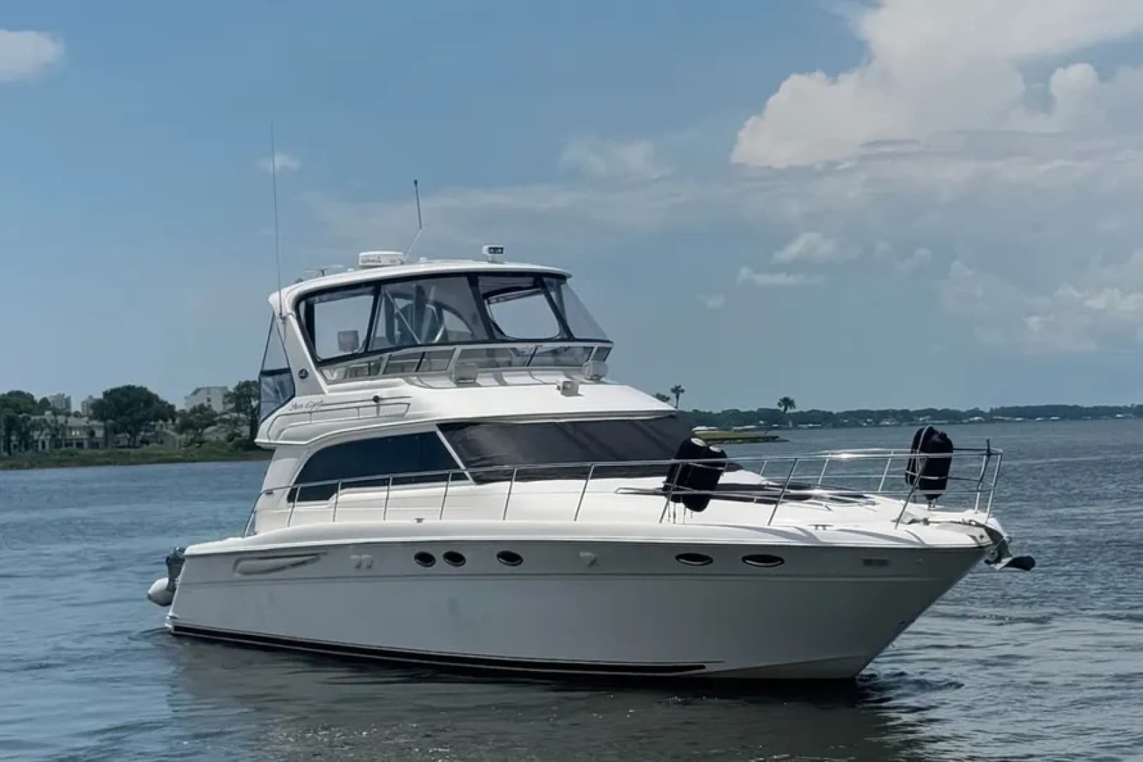 2002 Sea Ray 480 Sedan Bridge - Image 2