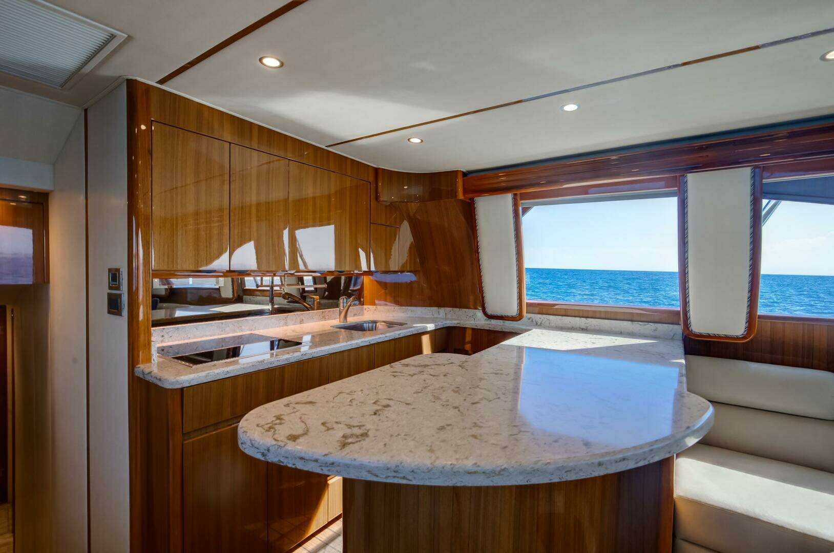 2018 Viking 48 Convertible - Image 7