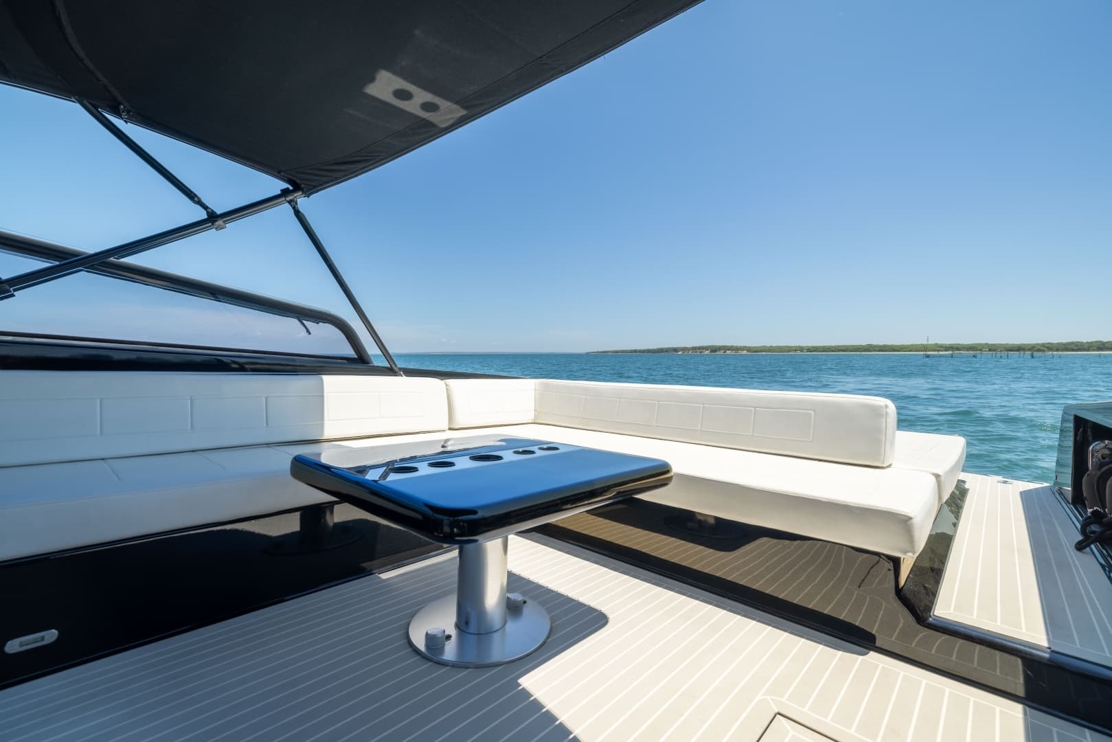 2016 VanDutch VanDutch 40 - Image 3