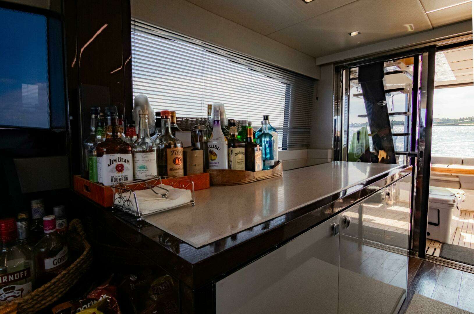 2018 Sunseeker Manhattan 66 - Image 11
