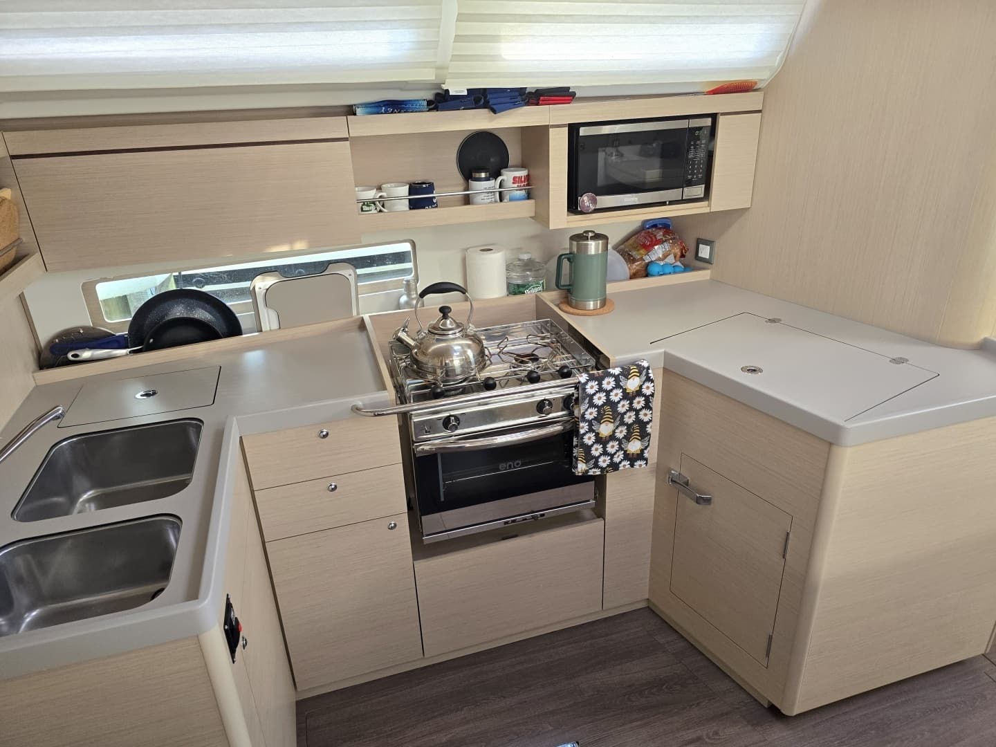 2022 Beneteau — - Image 7