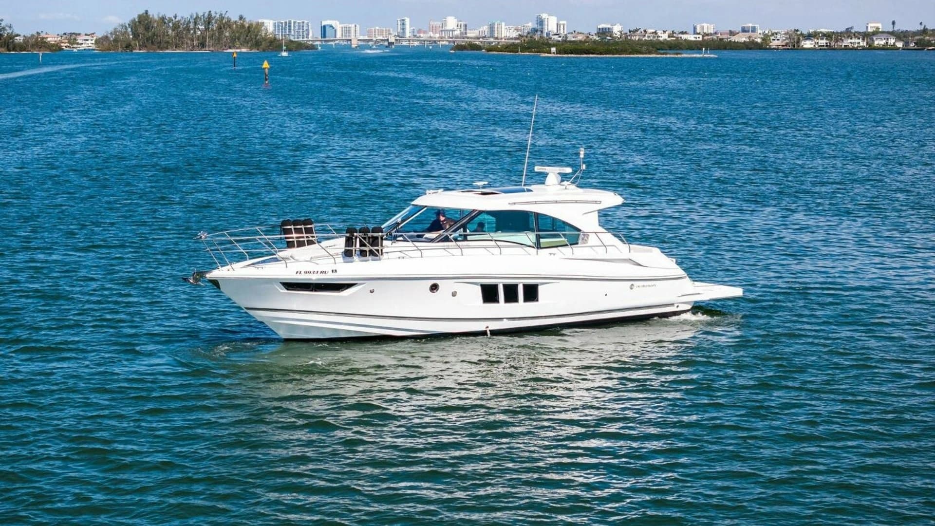 2019 Cruisers Yachts 45 Cantius - Image 71