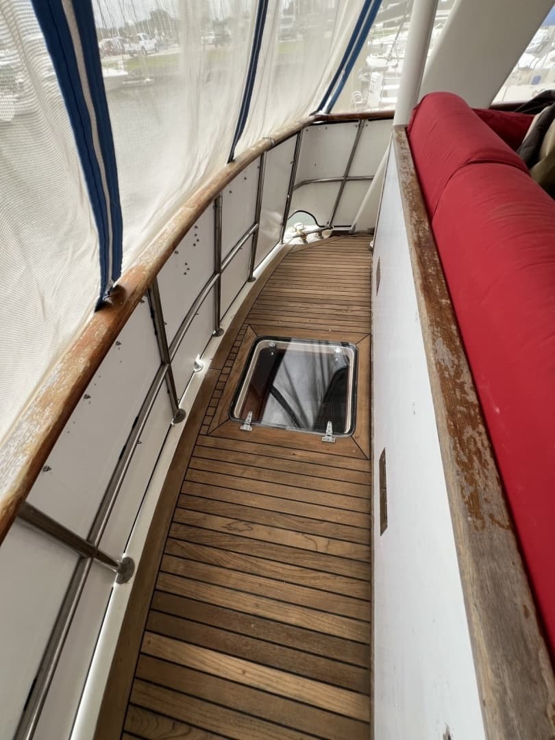 1982 Gulfstar 48 Aft Cabin - Image 37