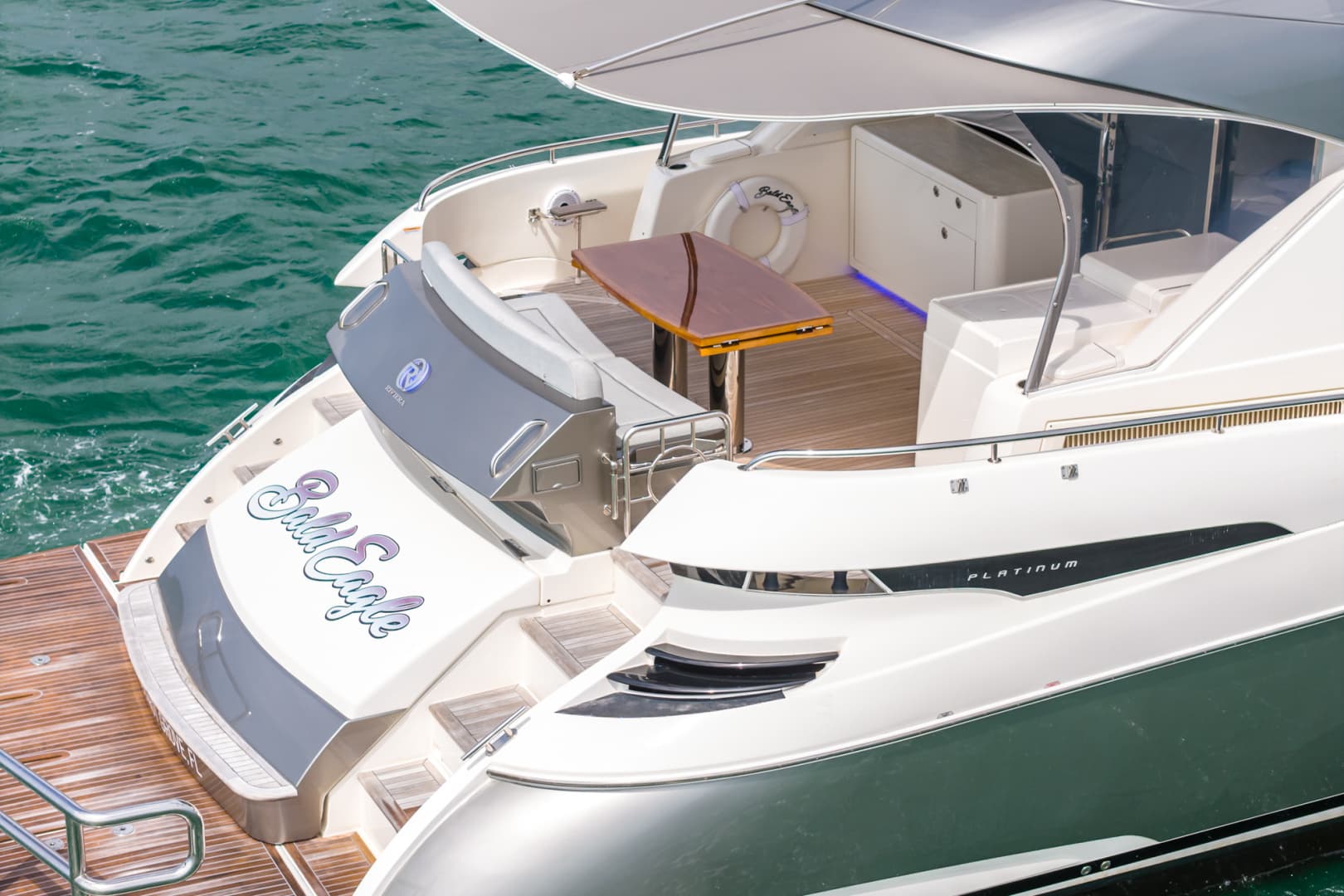 2024 Riviera 6000 SPORT YACHT - Image 13
