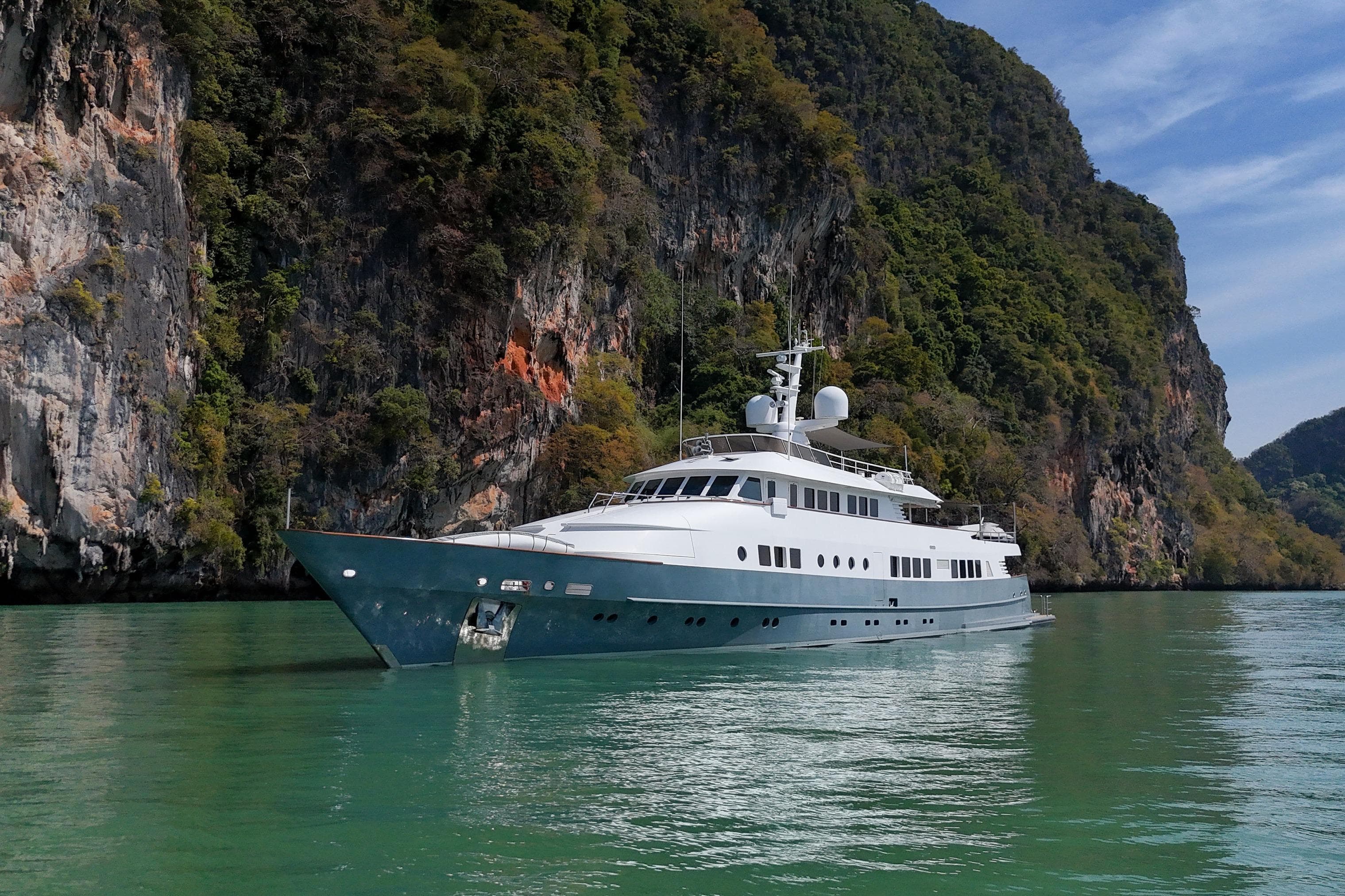 BERZINC - Long Range Family Voyager