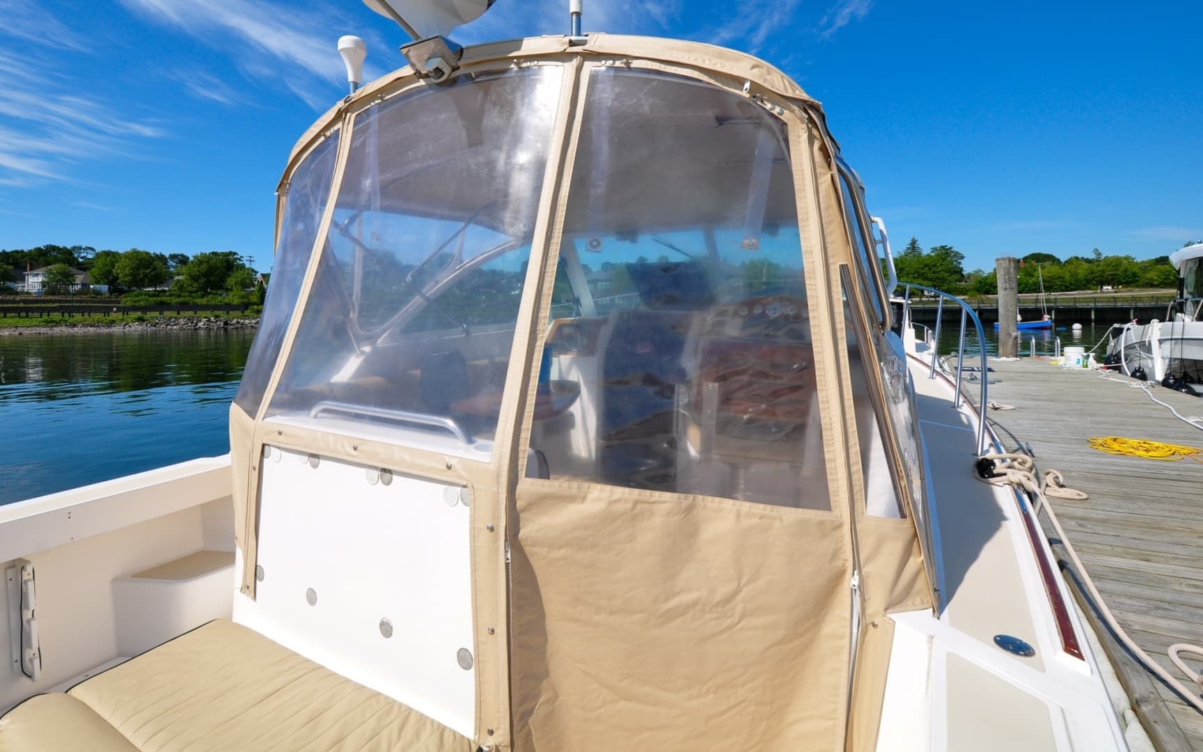 2005 Hunt Surfhunter 29 - Image 68