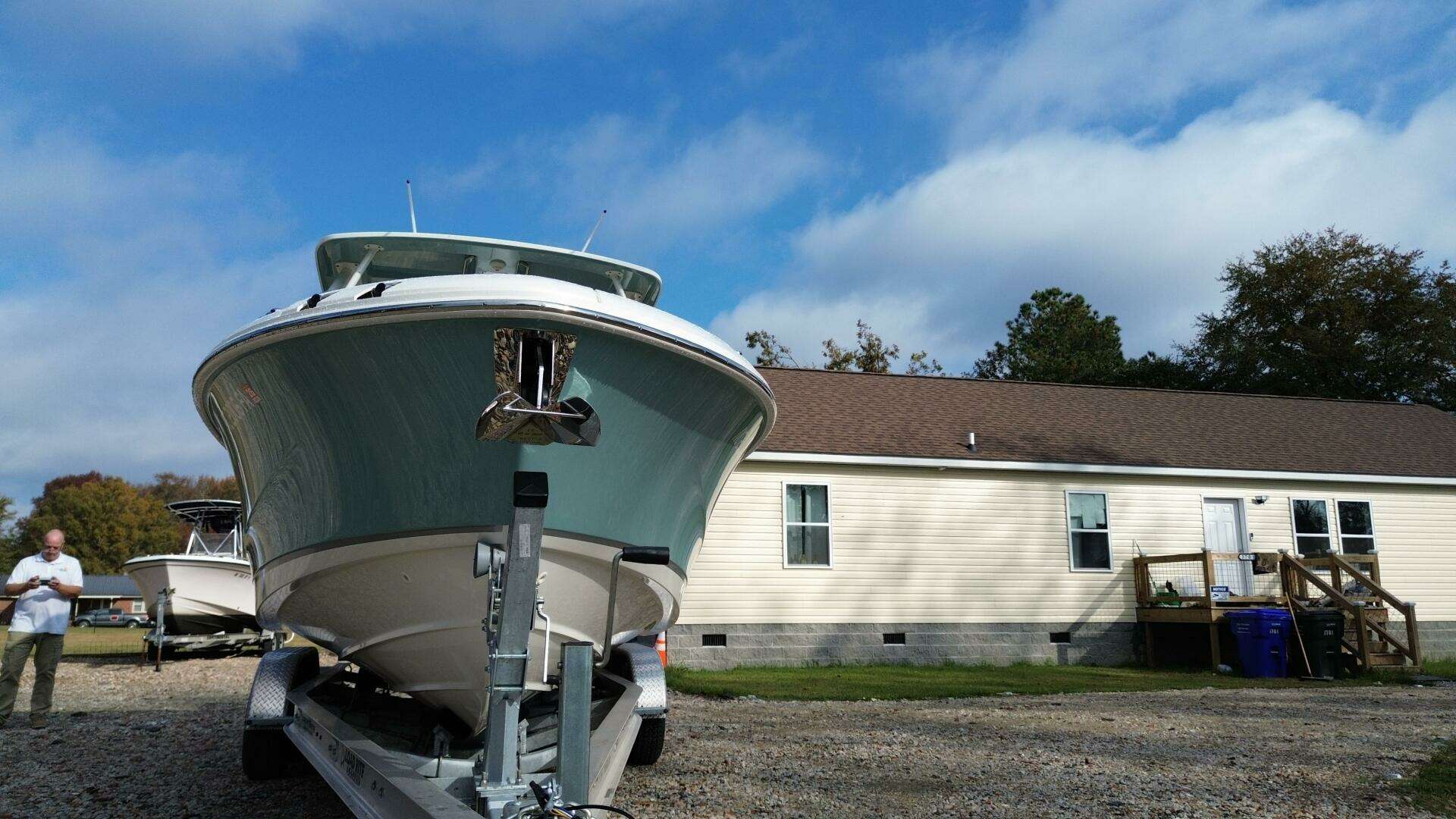 2023 Boston Whaler 240 Vantage - Image 5