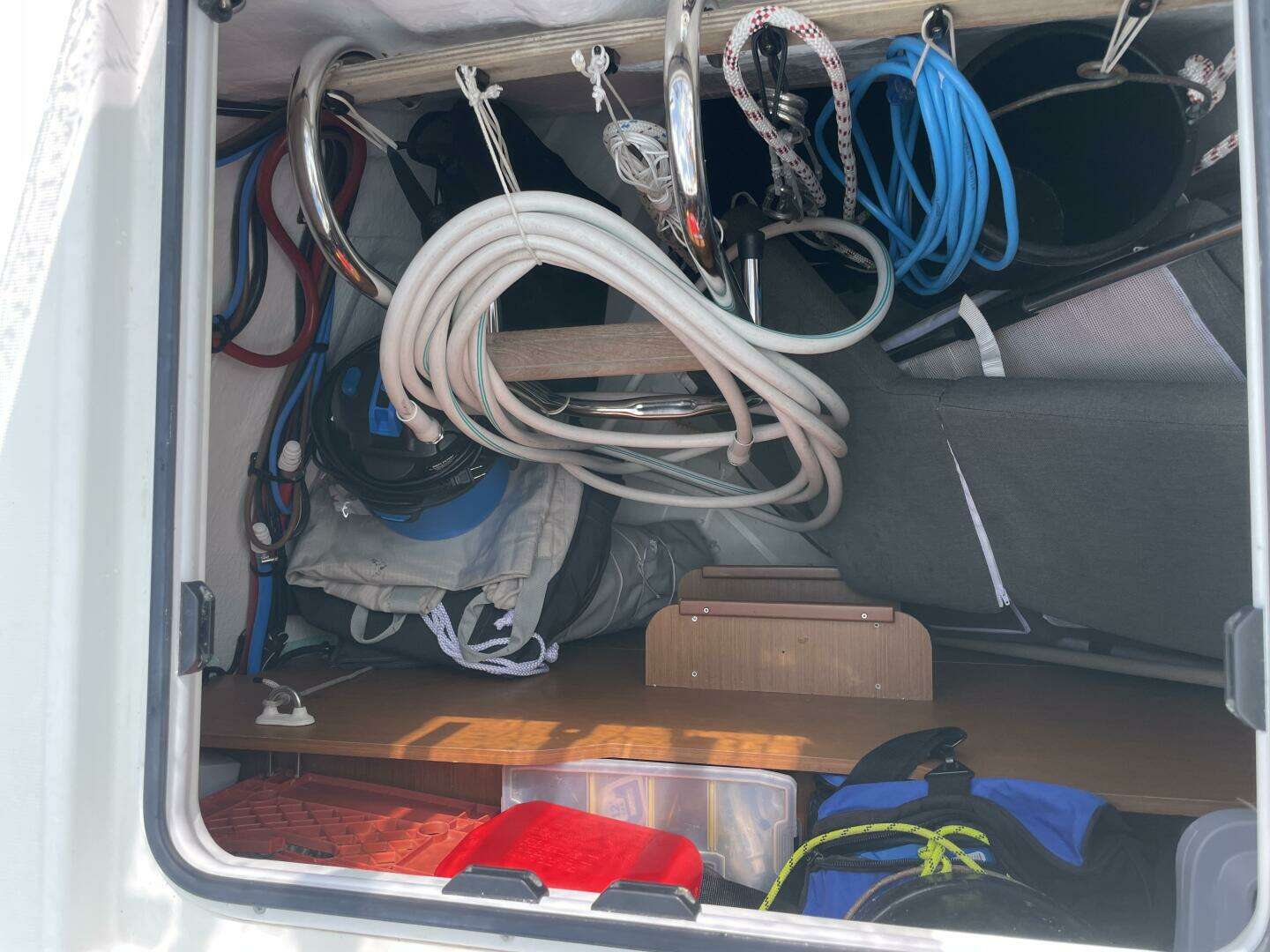 2022 Jeanneau Sun Odyssey 490 - Image 38