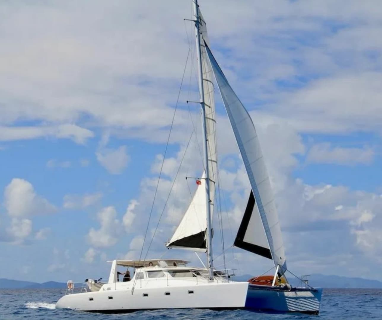2015 Voyage Yachts 520 - Image 5