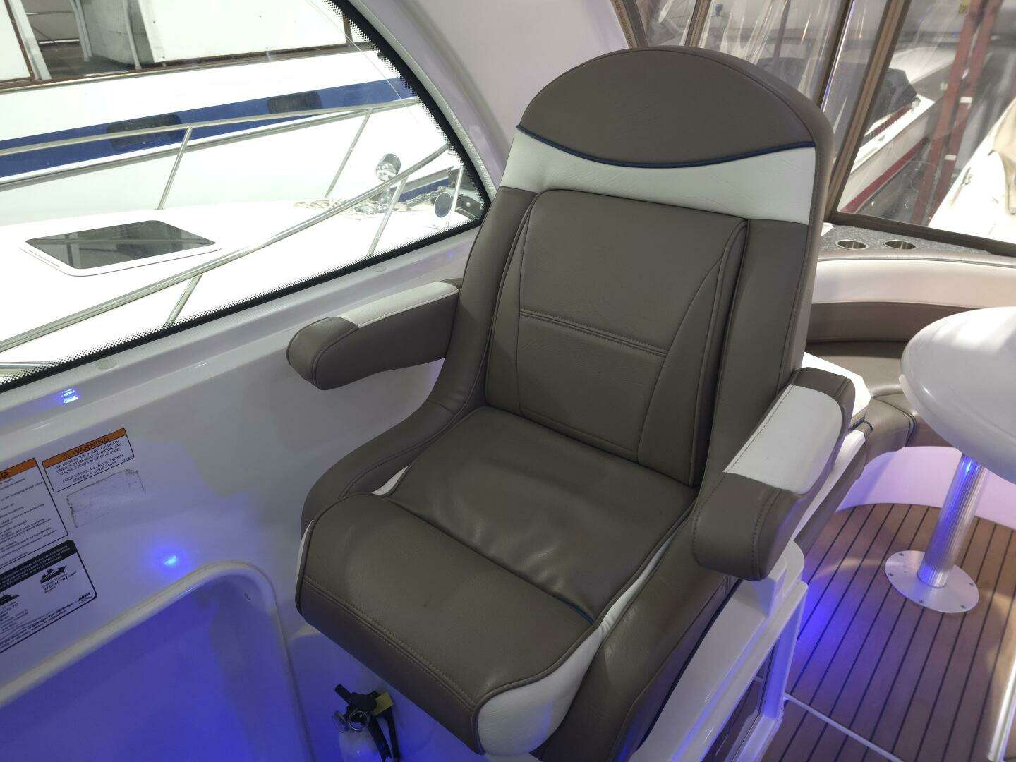 2008 Cruisers Yachts — - Image 41