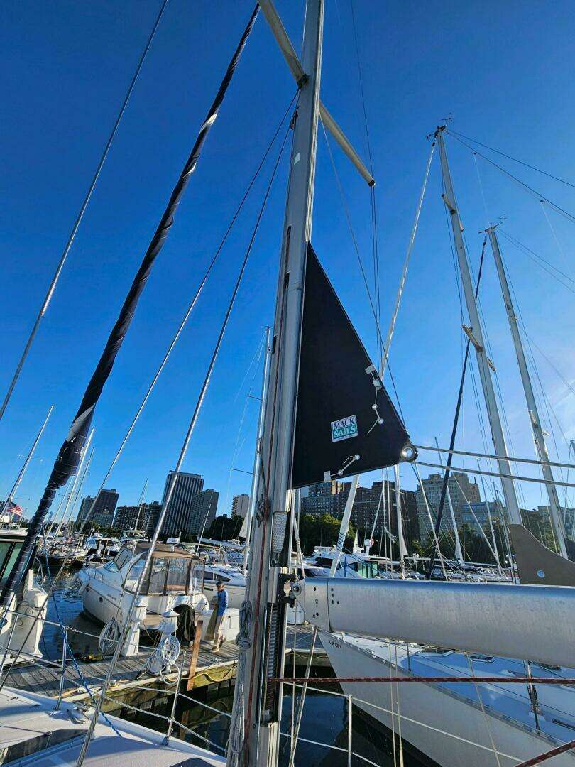 2001 Catalina 380 - Image 7