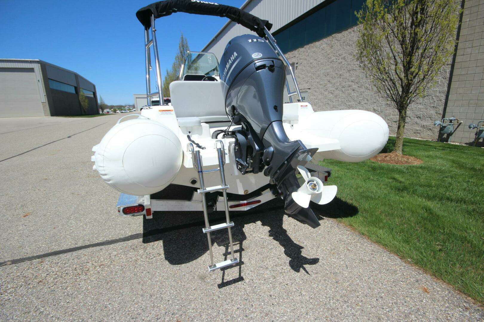 2025 Zodiac Medline 5.8 NEO - Image 8