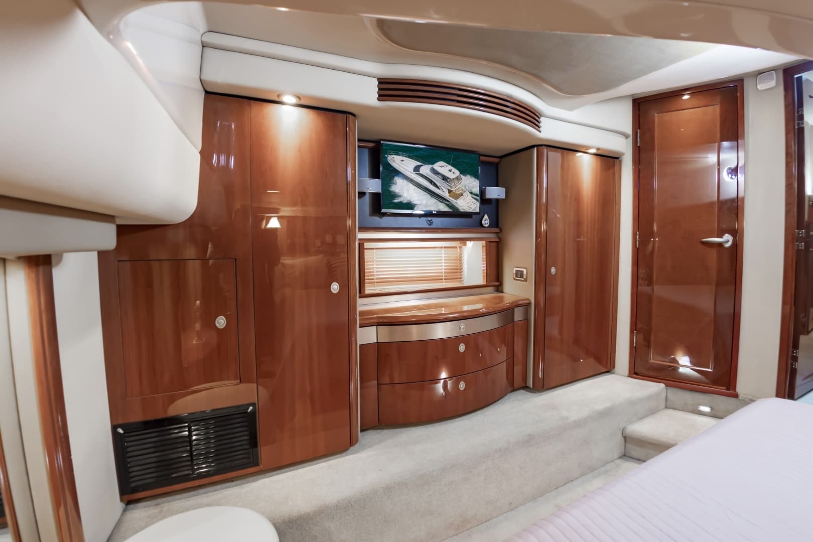 2007 Sea Ray 58 Sedan Bridge - Image 37
