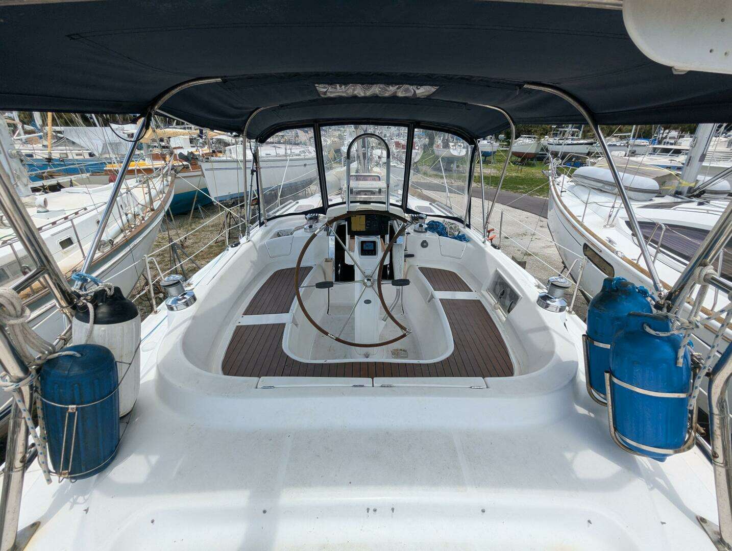 2007 Hunter 45 CC - Image 16