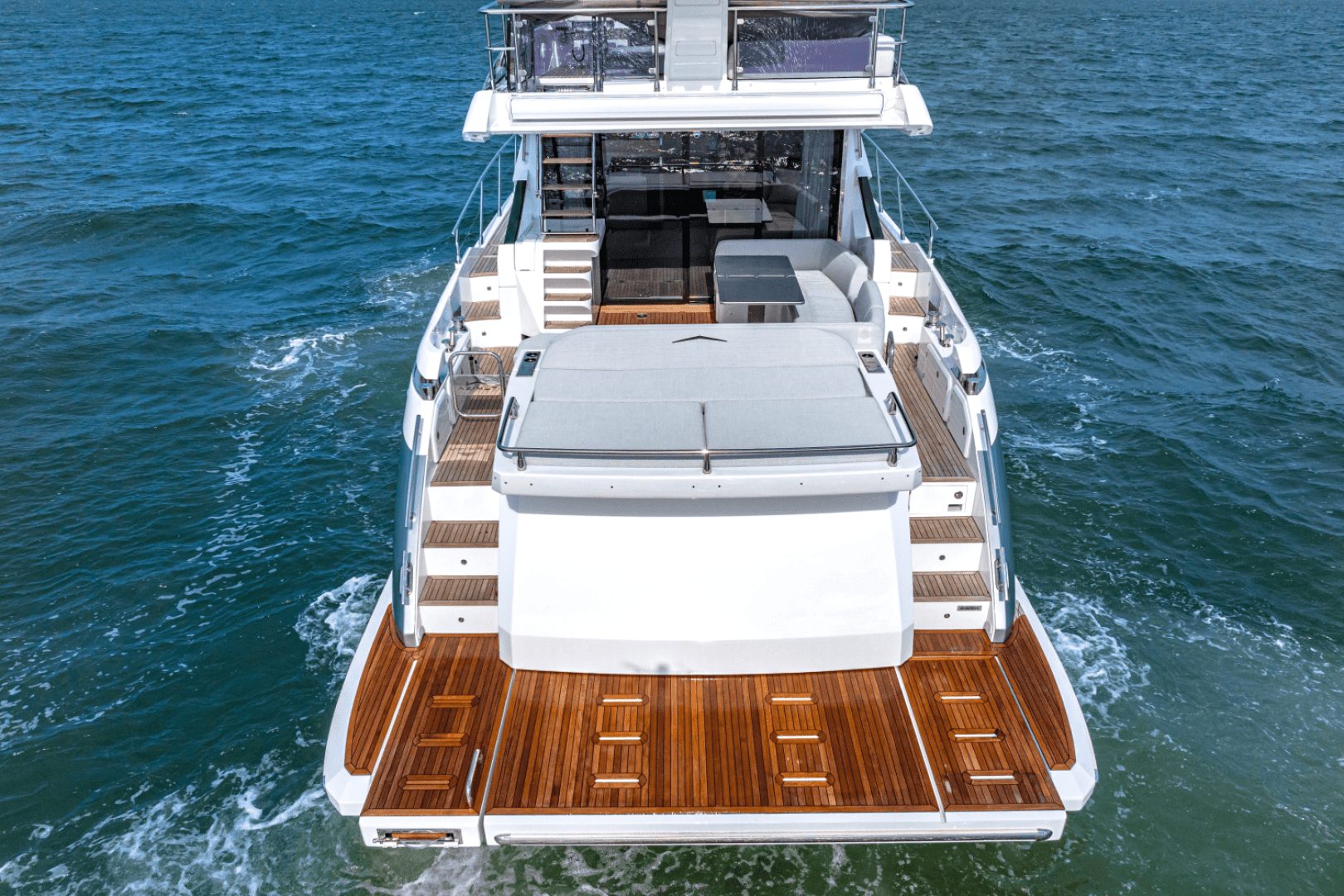 2025 Azimut S6 - Image 18
