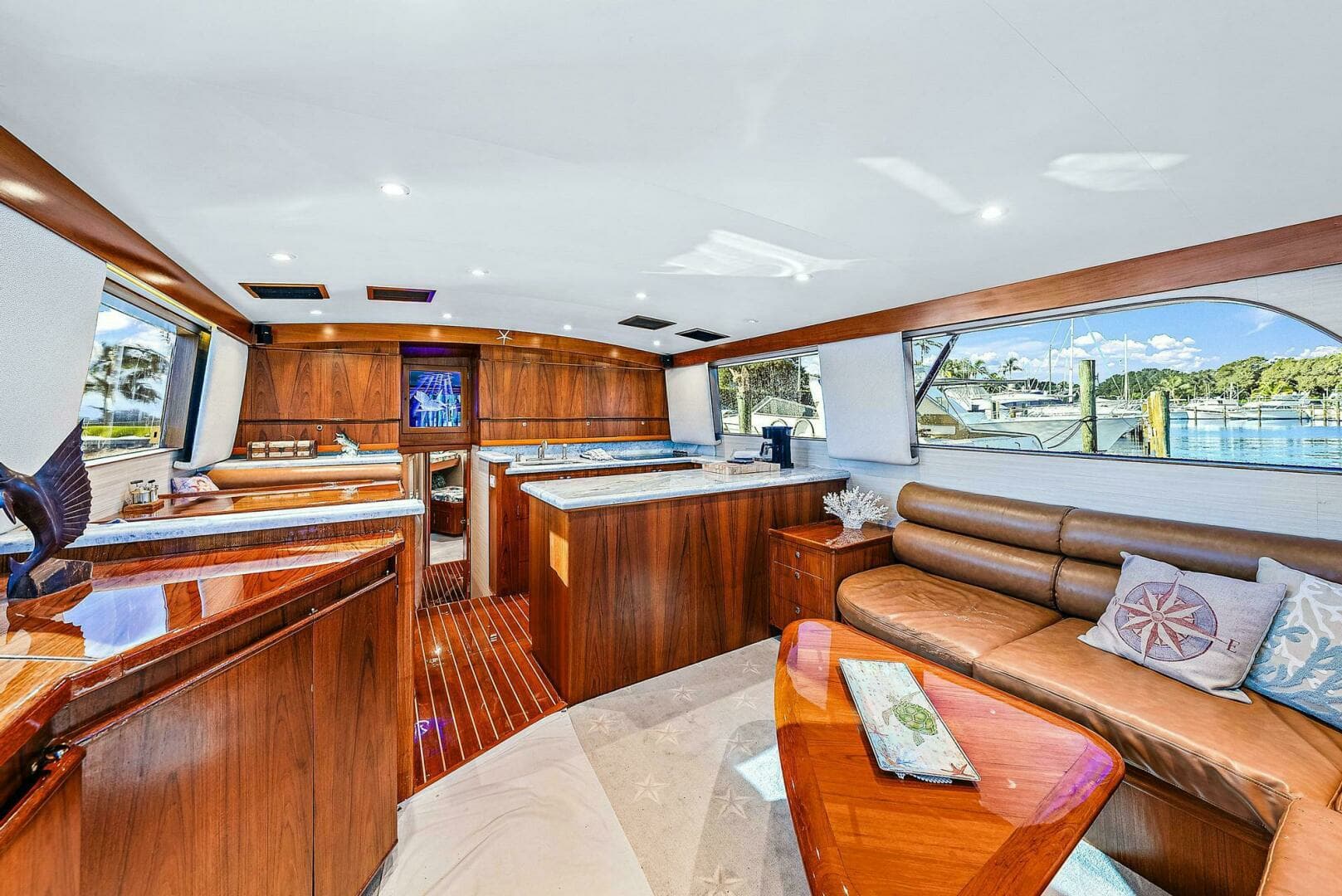 1990 Monterey Custom Sport Fish - Image 15