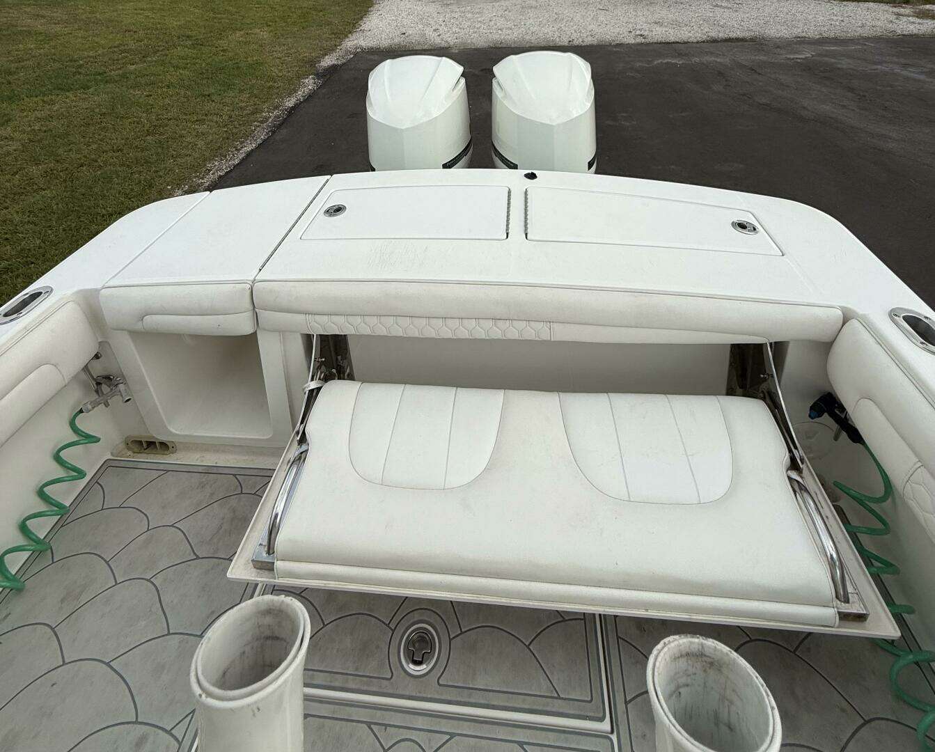 2017 Regulator 28 - Image 9