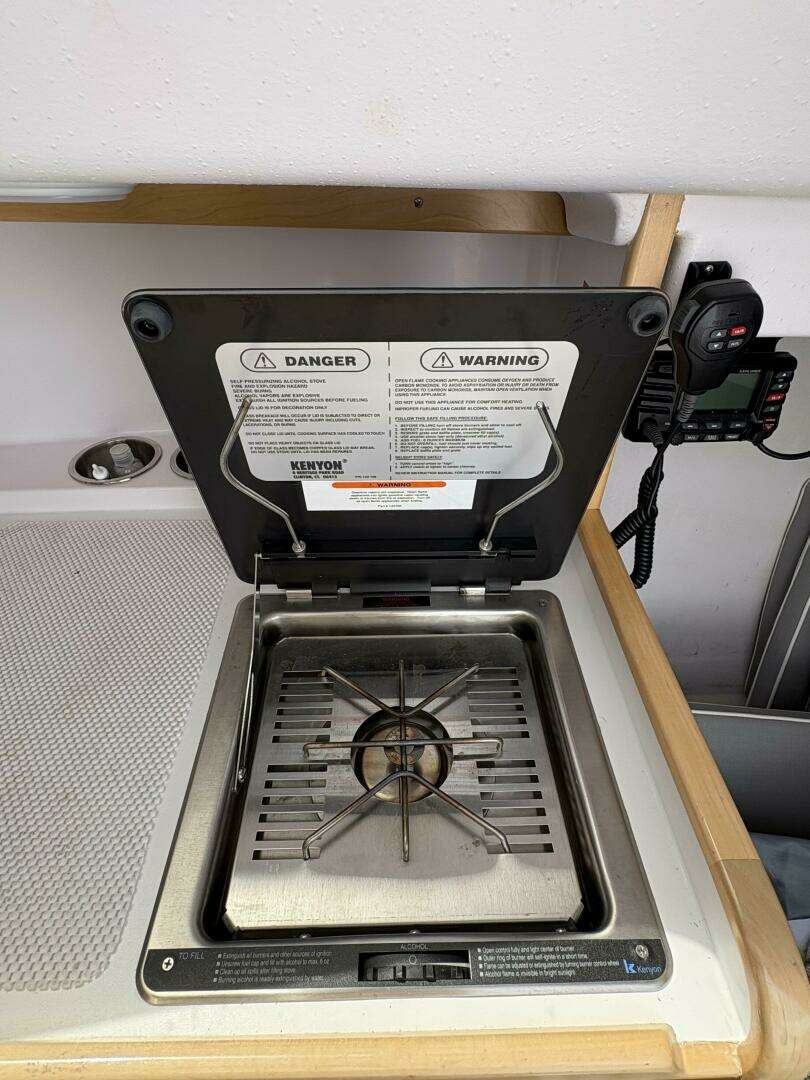 2018 Catalina 275 Sport - Image 34