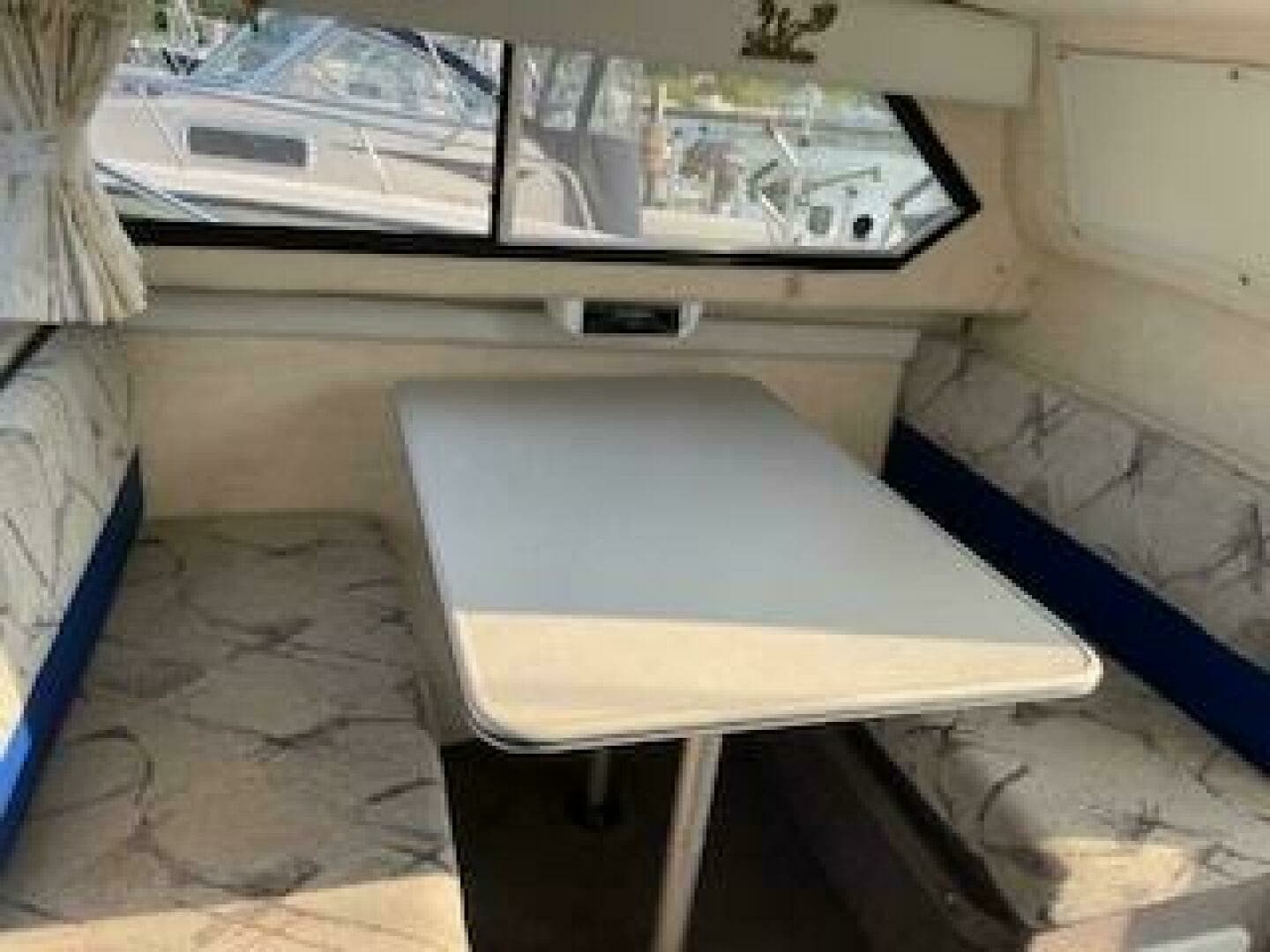 1993 Bayliner 2452 Ciara Classic - Image 14