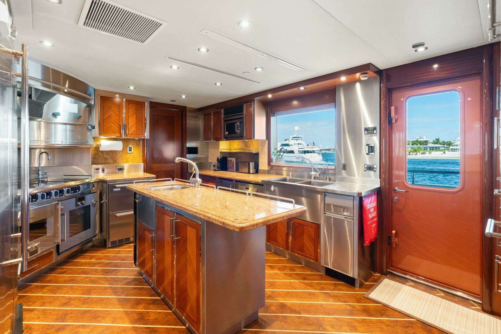 2010 Westport Superyacht - Image 71
