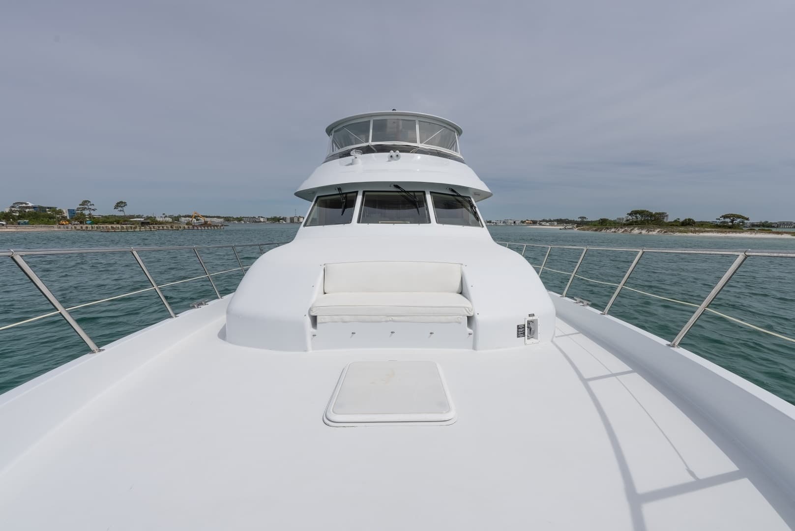 2004 Hatteras Sport Deck - Image 39