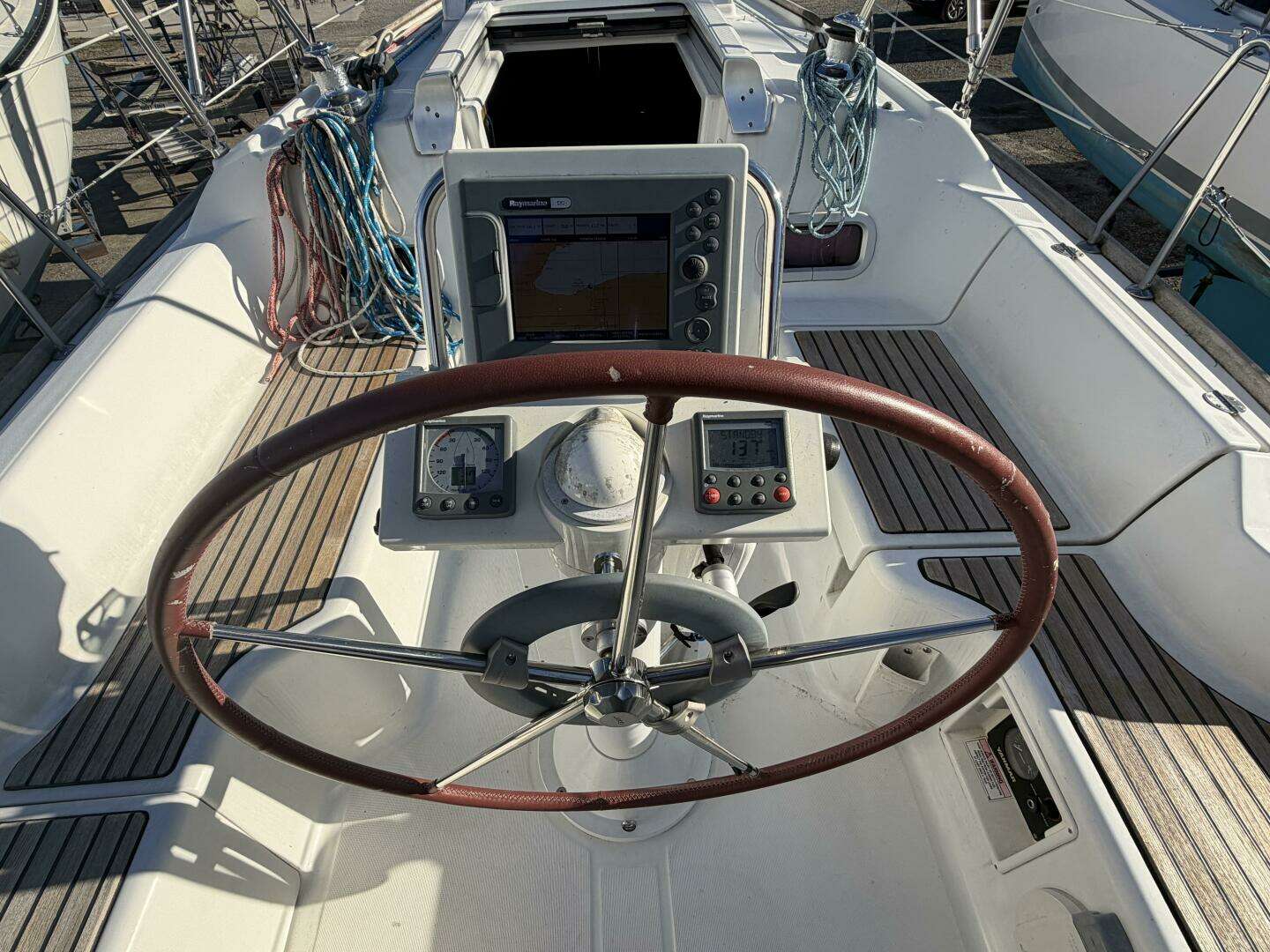 2008 Beneteau — - Image 16