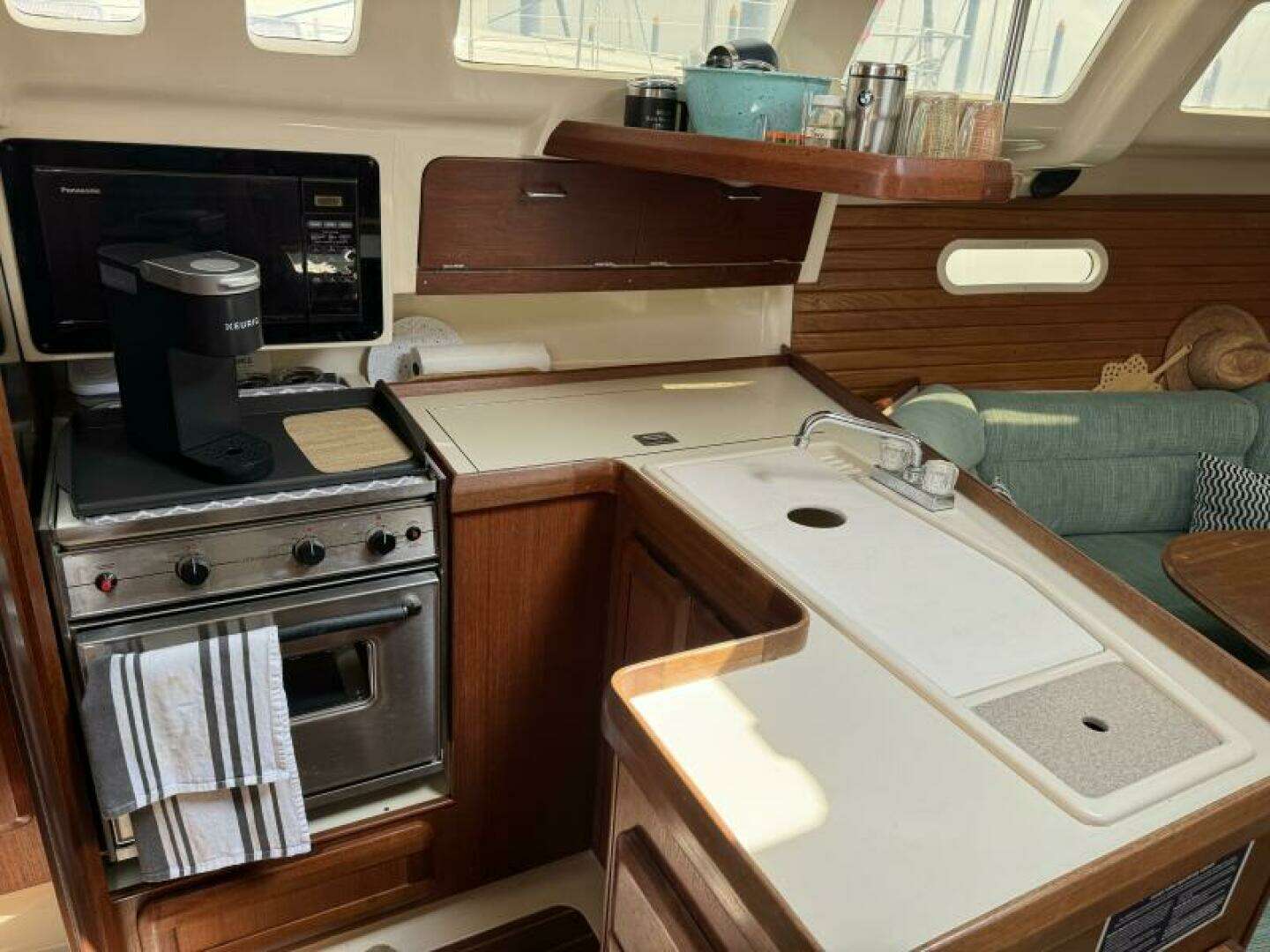 1995 Hunter 336 - Image 19