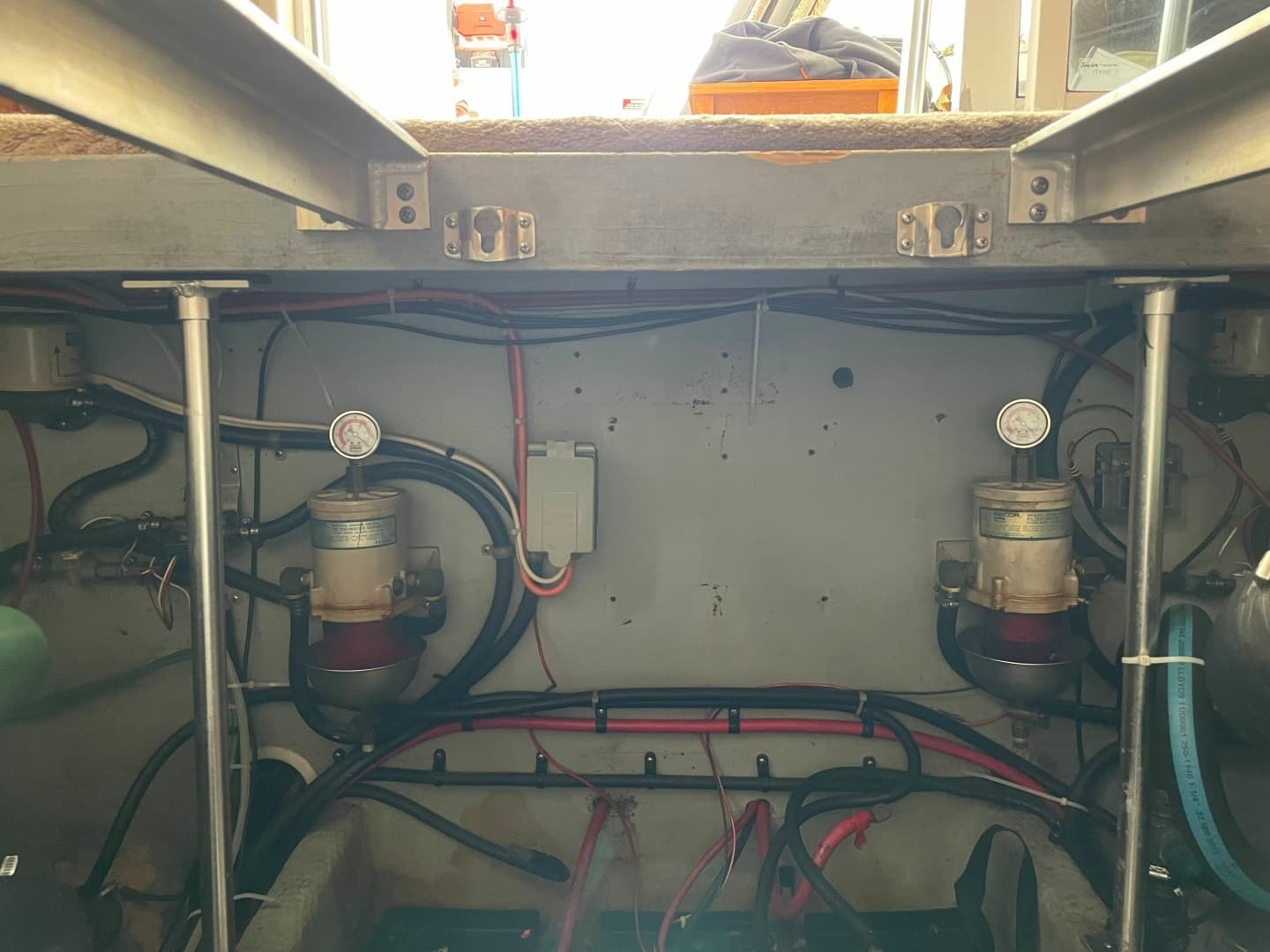 1998 Mainship 350 Trawler - Image 25